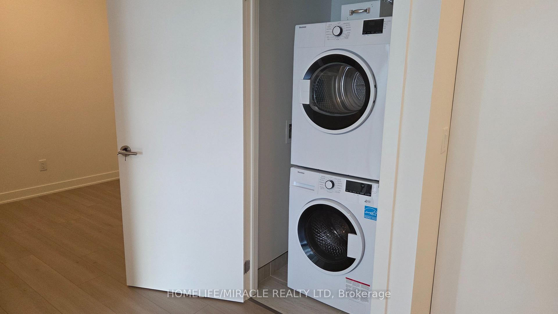 Photo 13 of Unit 3008, 25 Wellington Street S, Kitchener, KW Hospital — HOMEH