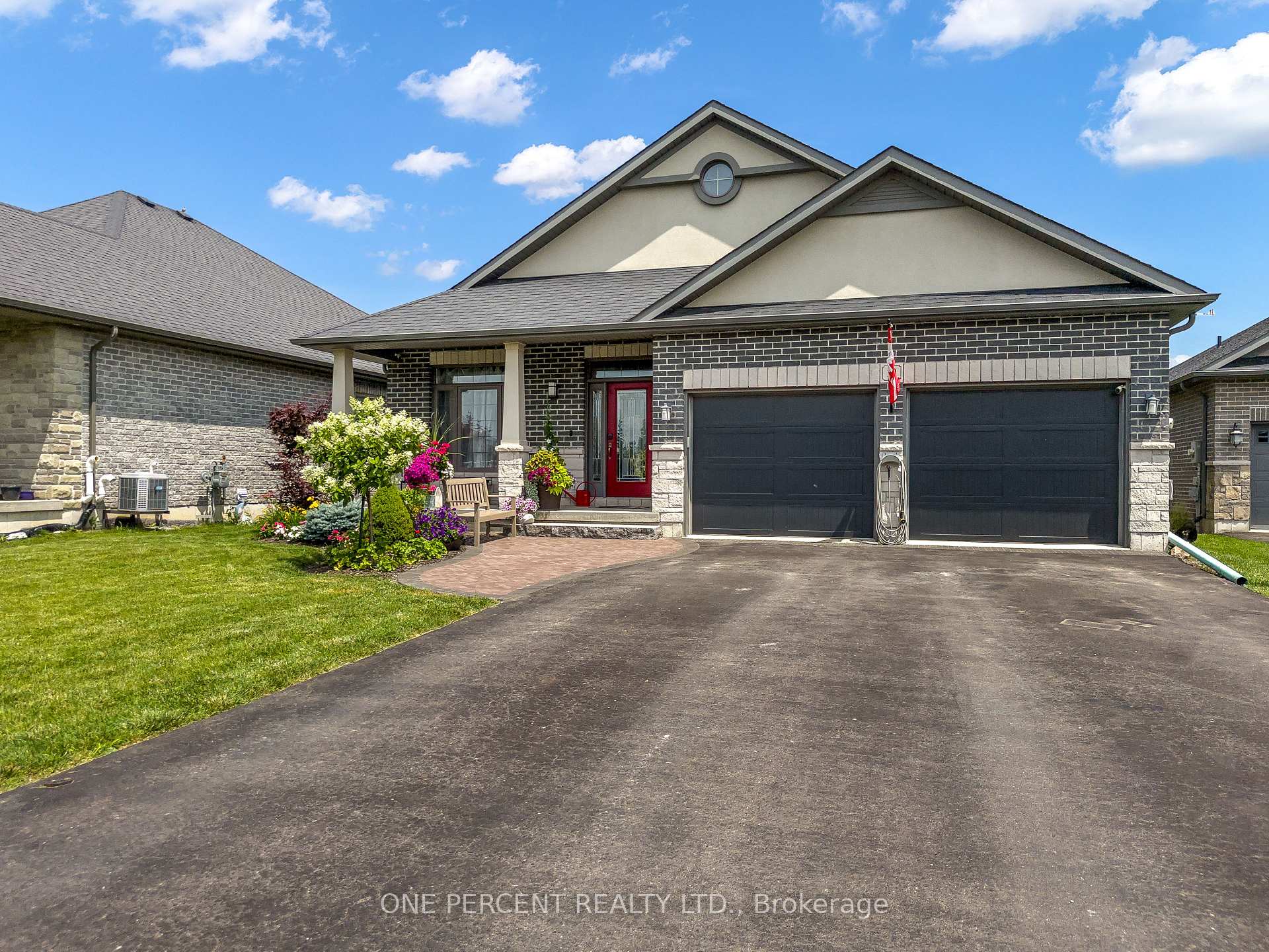Photo 1 of 20 Trinity Court, Belleville, Thurlow Ward — HOMEH