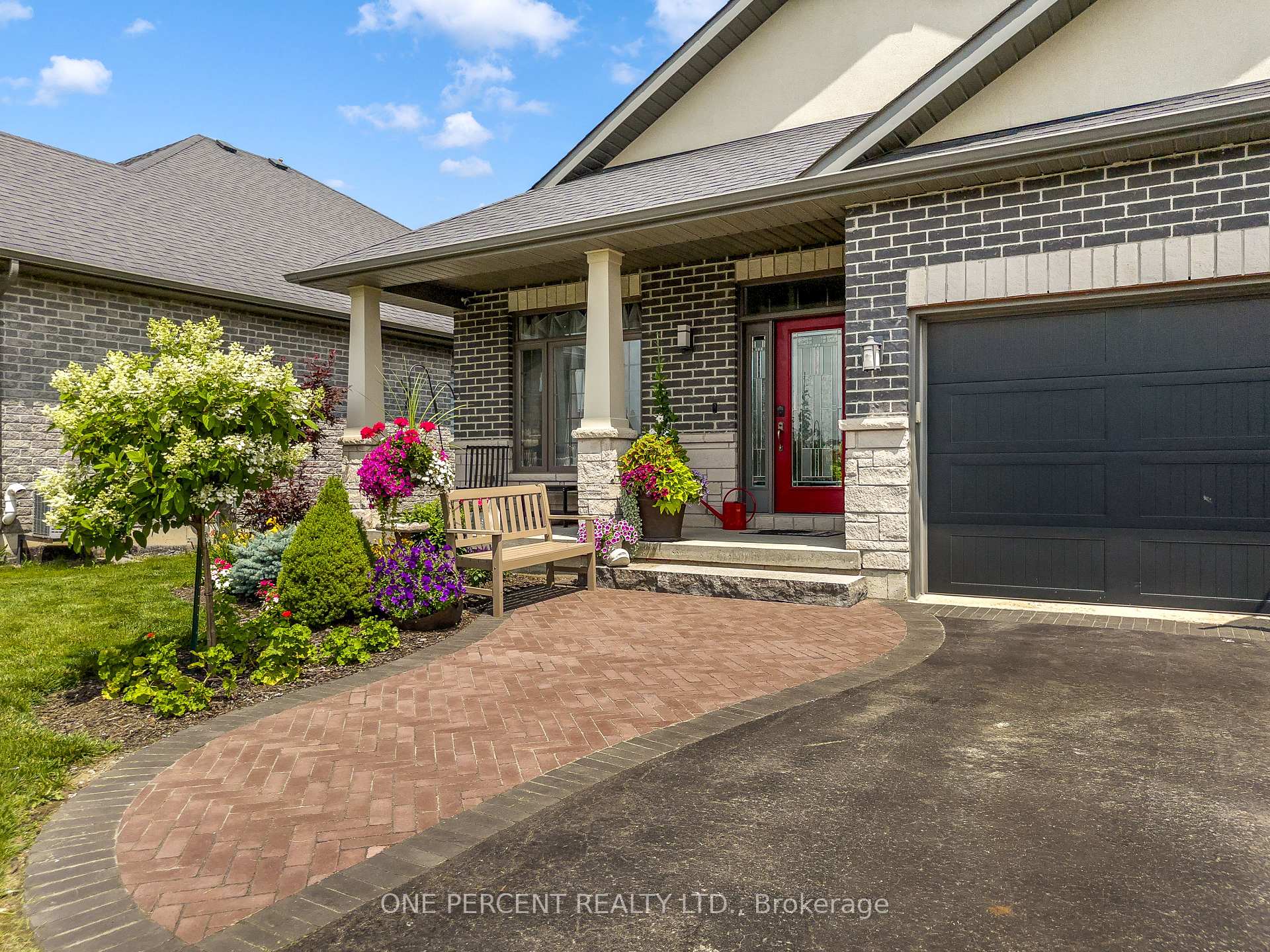 Photo 5 of 20 Trinity Court, Belleville, Thurlow Ward — HOMEH