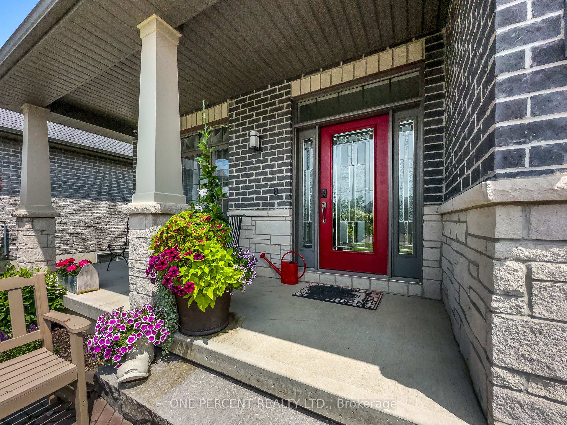Photo 6 of 20 Trinity Court, Belleville, Thurlow Ward — HOMEH