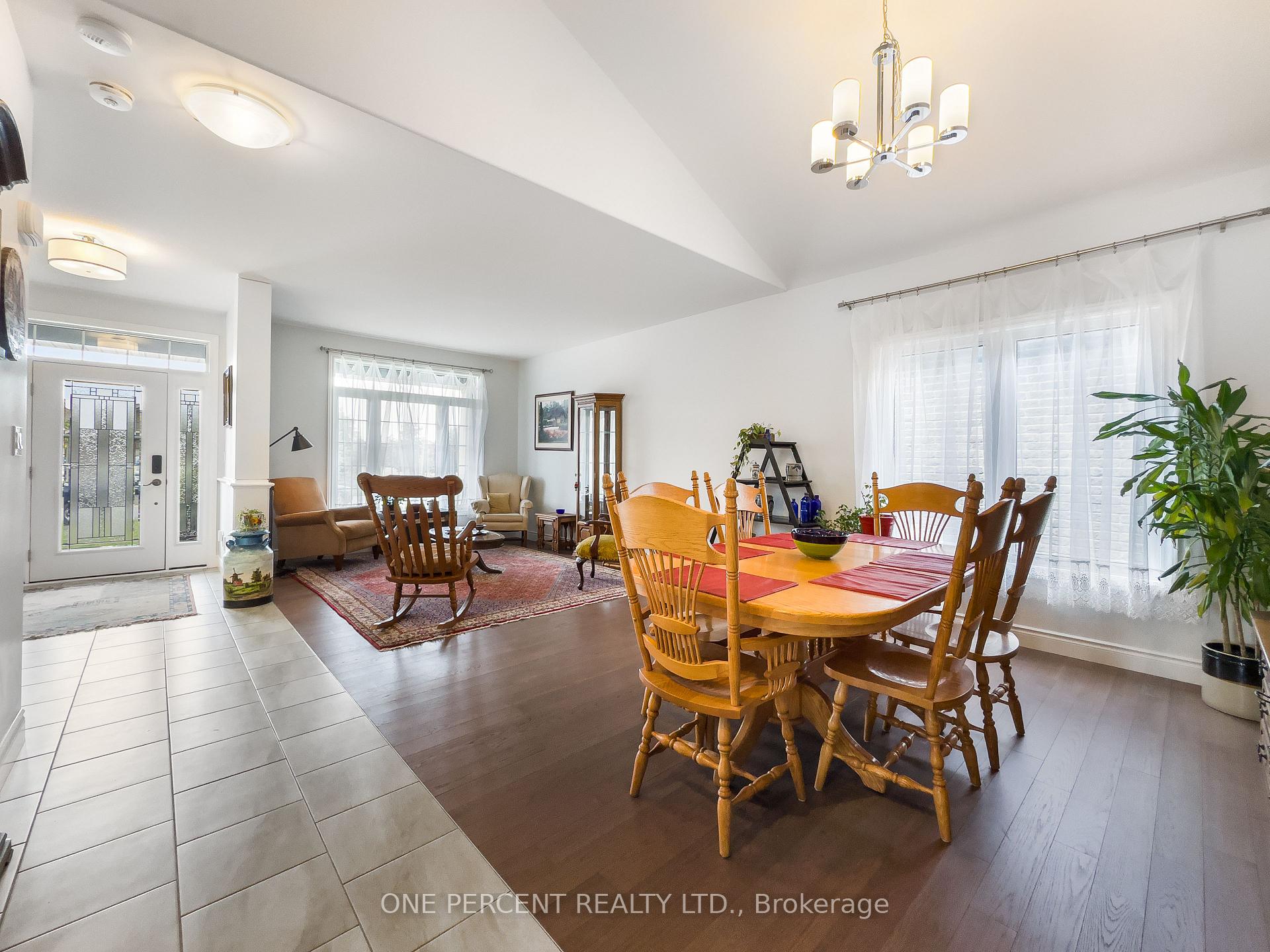 Photo 10 of 20 Trinity Court, Belleville, Thurlow Ward — HOMEH