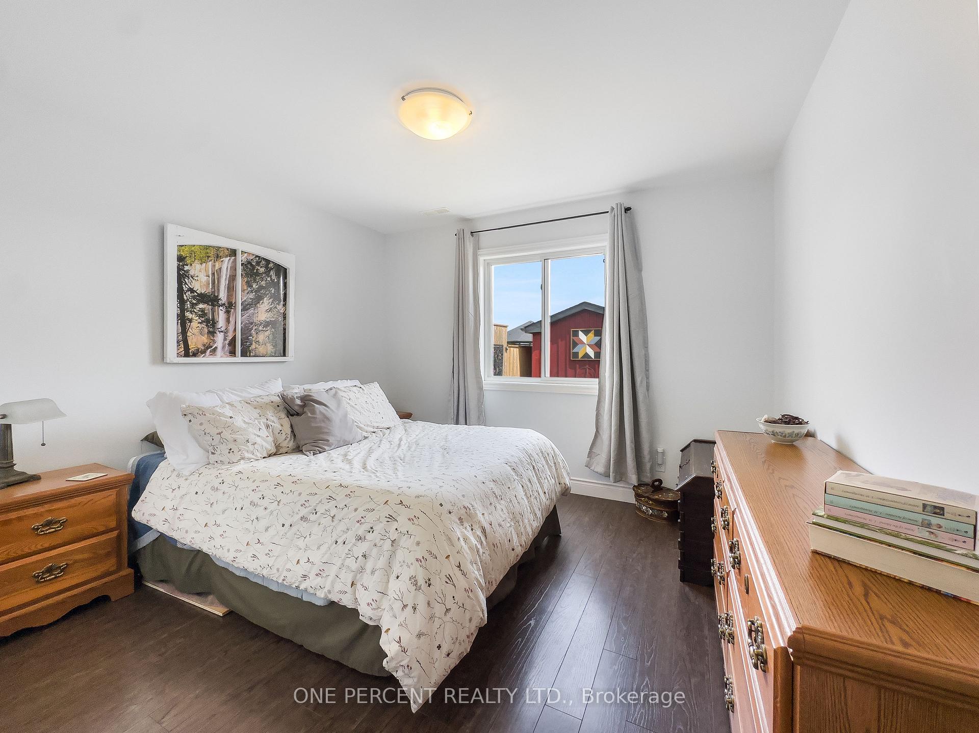 Photo 31 of 20 Trinity Court, Belleville, Thurlow Ward — HOMEH