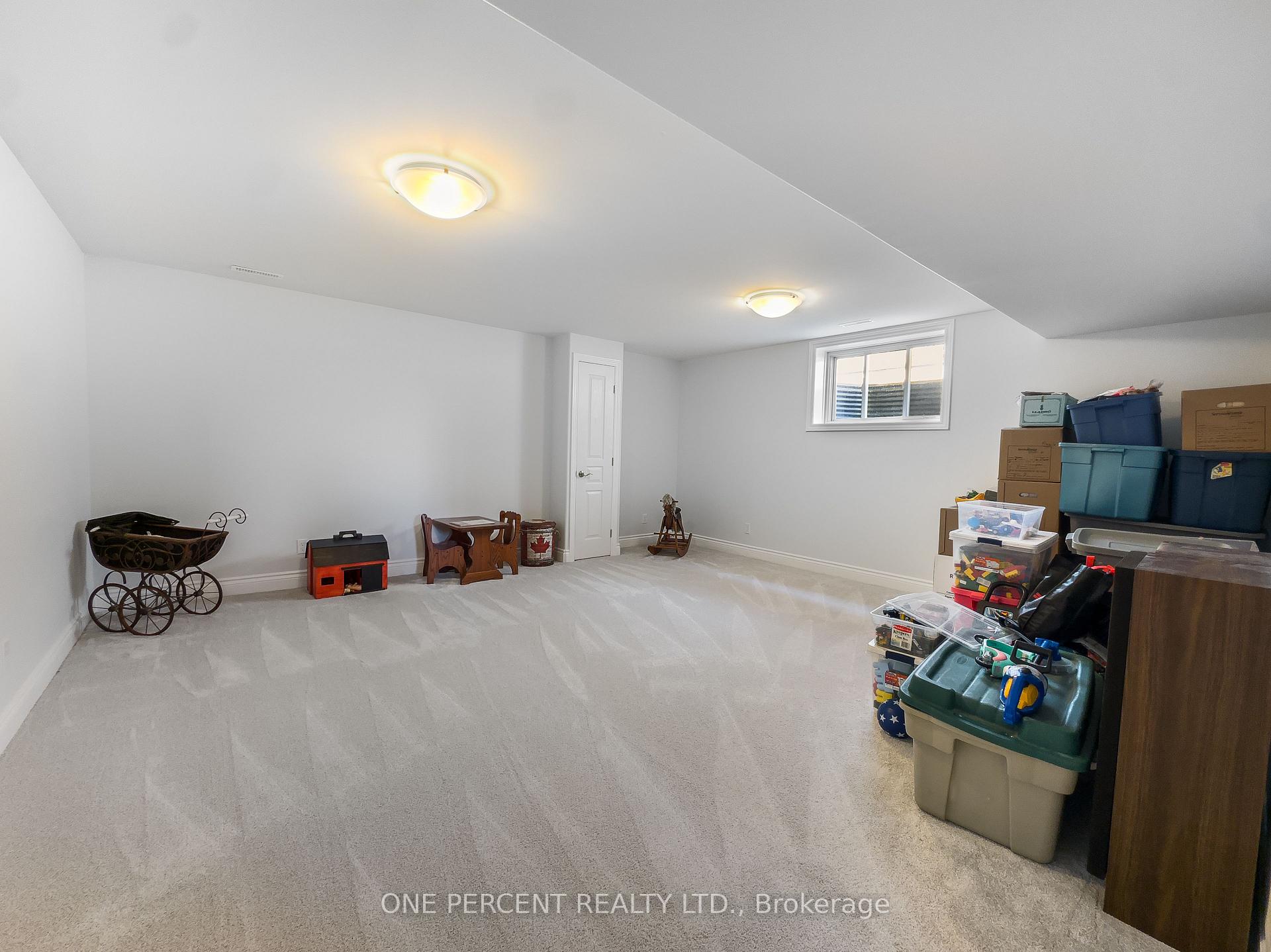Photo 35 of 20 Trinity Court, Belleville, Thurlow Ward — HOMEH