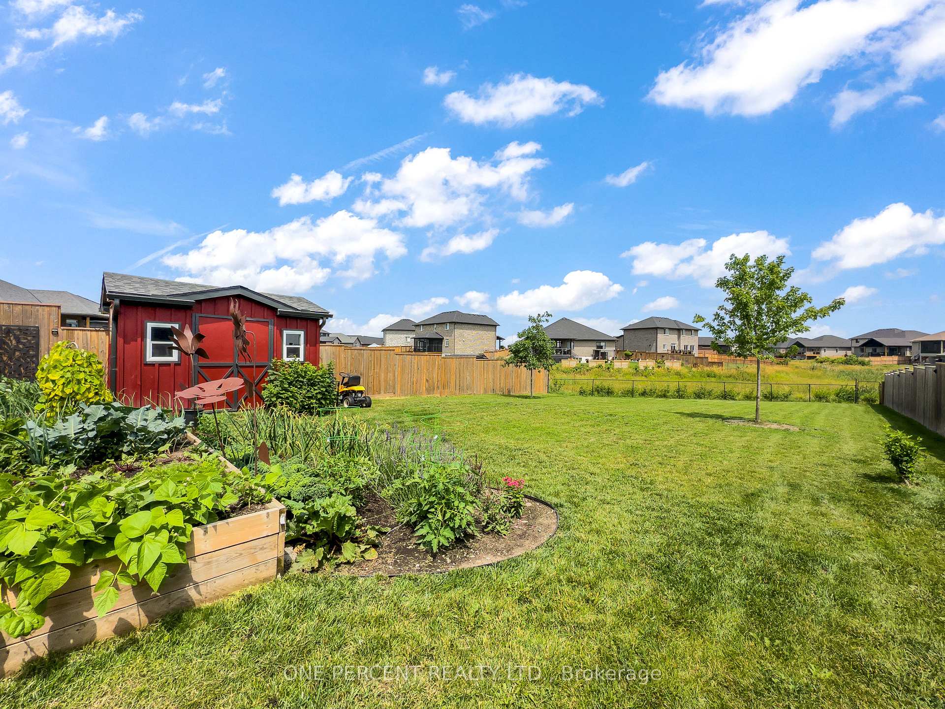Photo 40 of 20 Trinity Court, Belleville, Thurlow Ward — HOMEH