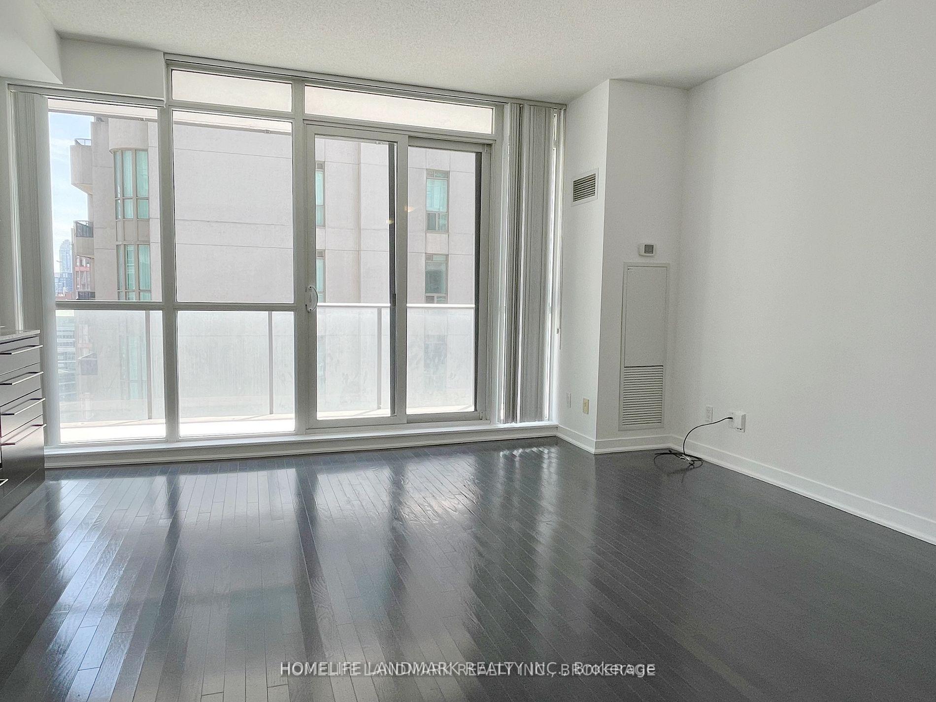 Photo 9 of Unit 2508, 770 Bay Street, Toronto, Bay Street Corridor — HOMEH