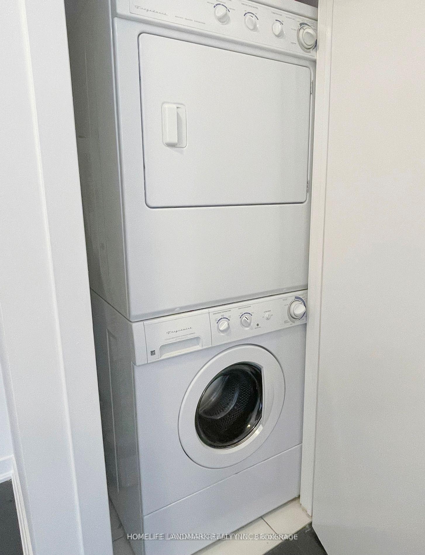 Photo 11 of Unit 2508, 770 Bay Street, Toronto, Bay Street Corridor — HOMEH