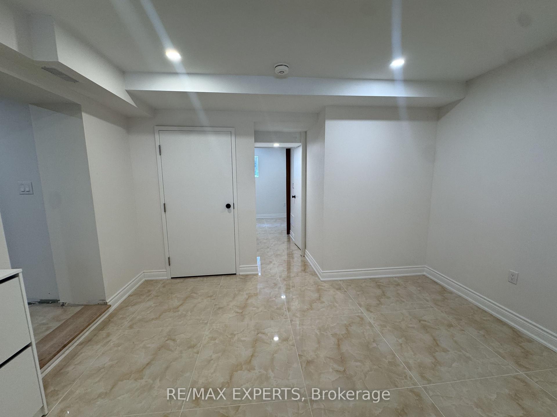Photo 9 of Unit Unit B Basement, 209 Ridge Road, Caledon, Bolton West — HOMEH