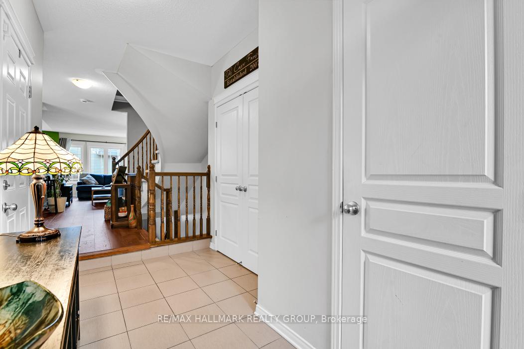 Photo 6 of 679 Percifor Way, Ottawa, Mer Bleue/Bradley Estates/Anderson Park — HOMEH