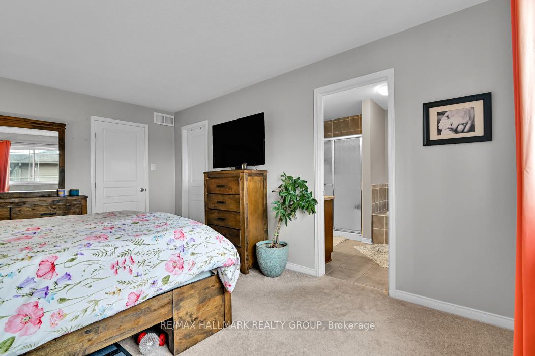 Photo 18 of 679 Percifor Way, Ottawa, Mer Bleue/Bradley Estates/Anderson Park — HOMEH