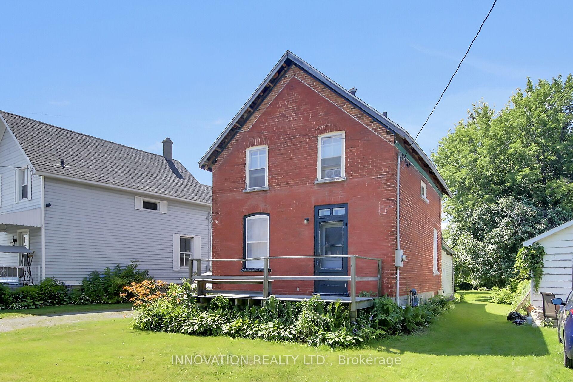 Photo 1 of 2158 Dundas Street, Edwardsburgh/Cardinal, Town of Cardinal — HOMEH
