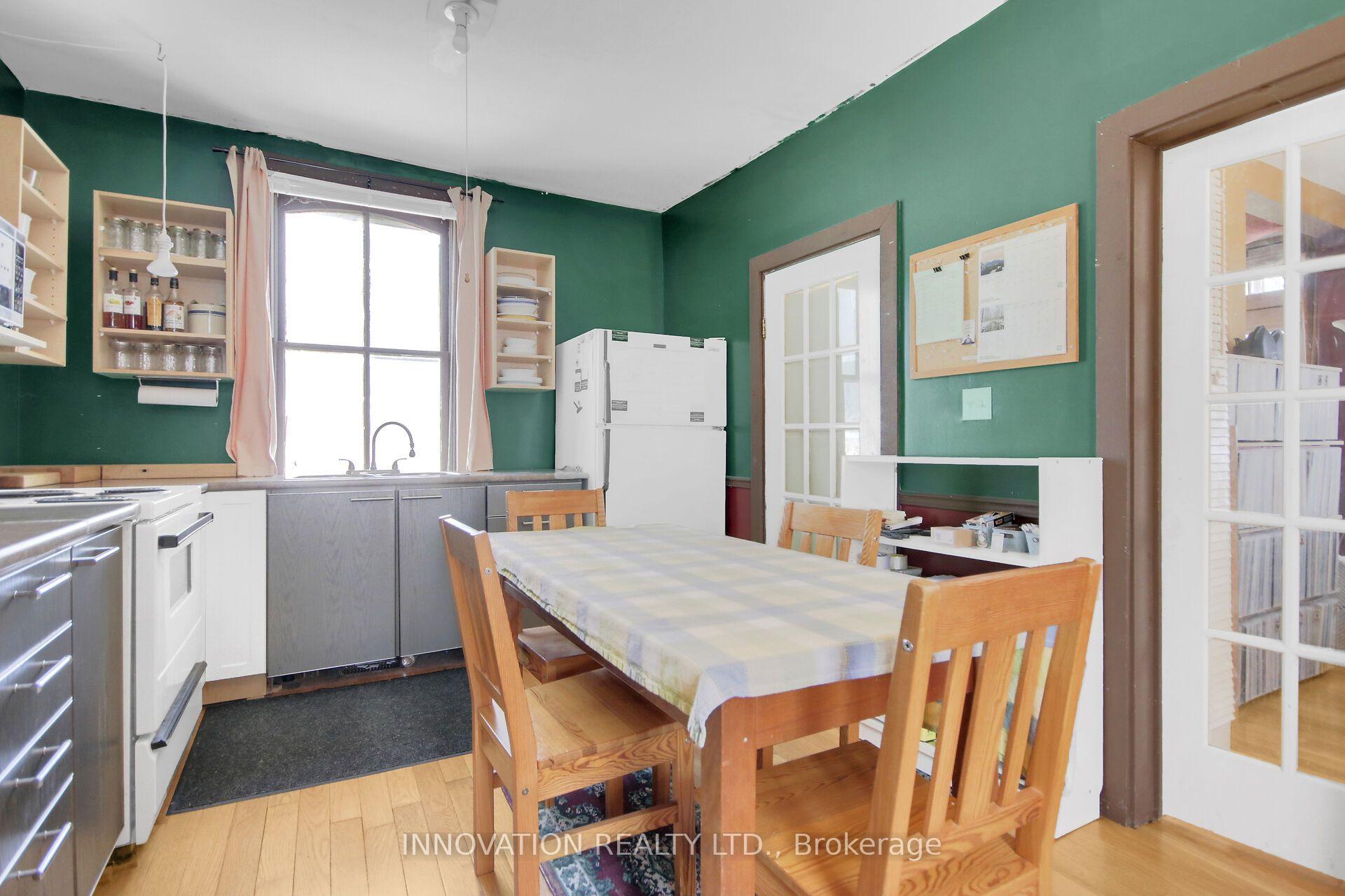 Photo 8 of 2158 Dundas Street, Edwardsburgh/Cardinal, Town of Cardinal — HOMEH