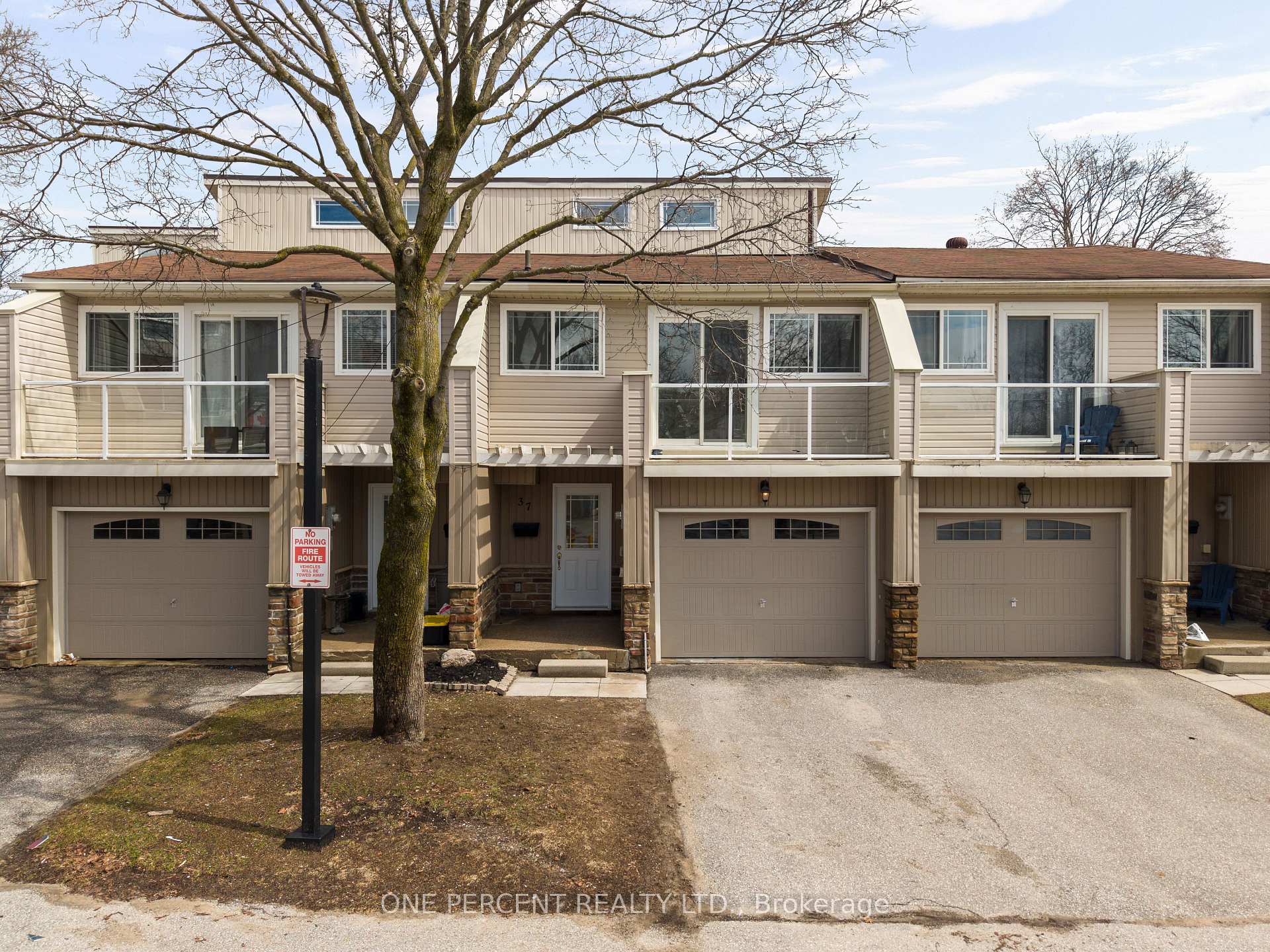 Photo 2 of Unit #37, 12 Lankin Boulevard, Orillia — HOMEH