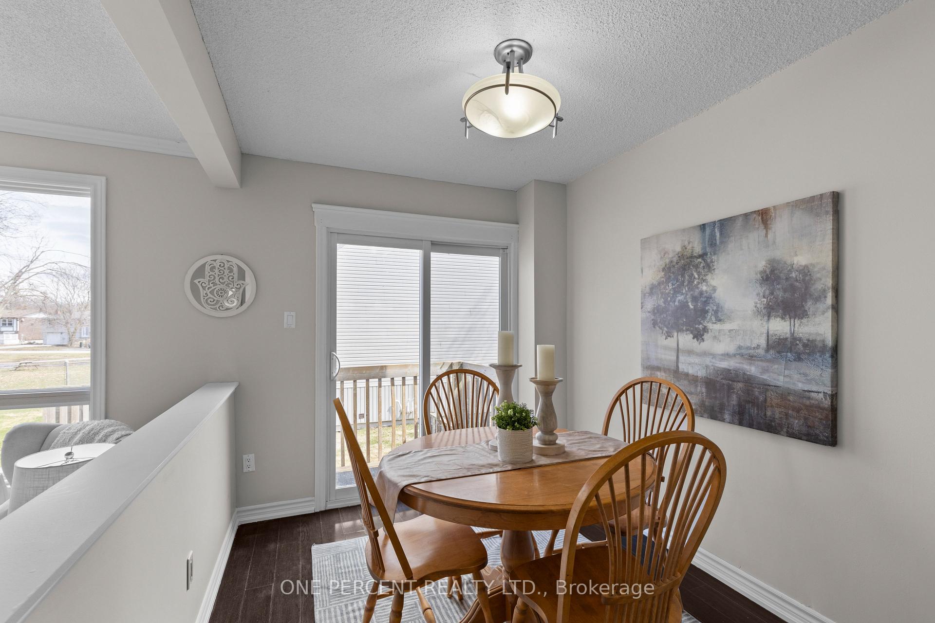 Photo 11 of Unit #37, 12 Lankin Boulevard, Orillia — HOMEH