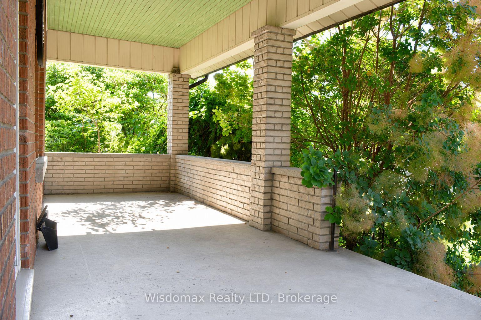 Photo 4 of 5037 Jepson Street, Niagara Falls, Cherrywood — HOMEH