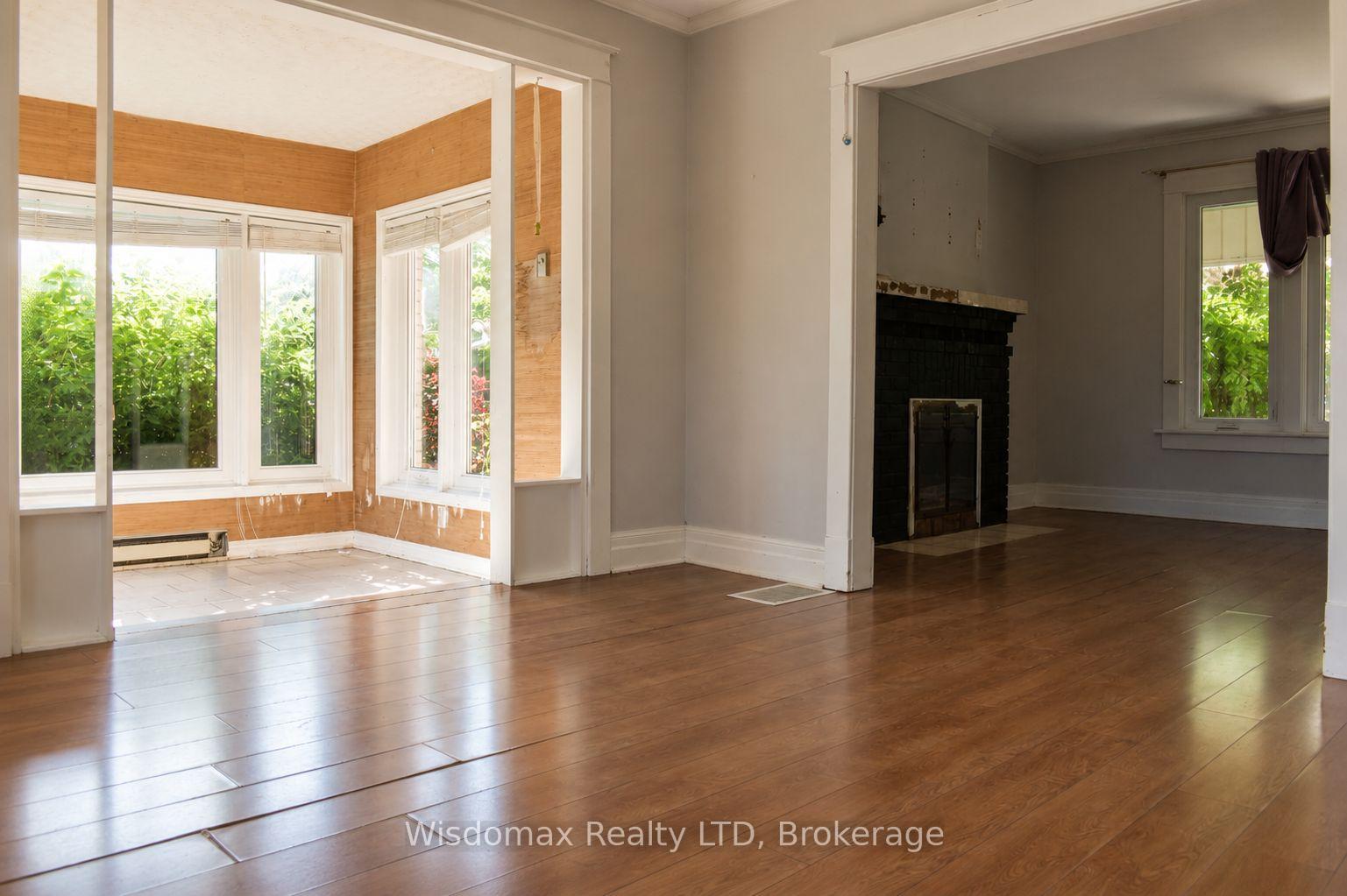 Photo 6 of 5037 Jepson Street, Niagara Falls, Cherrywood — HOMEH