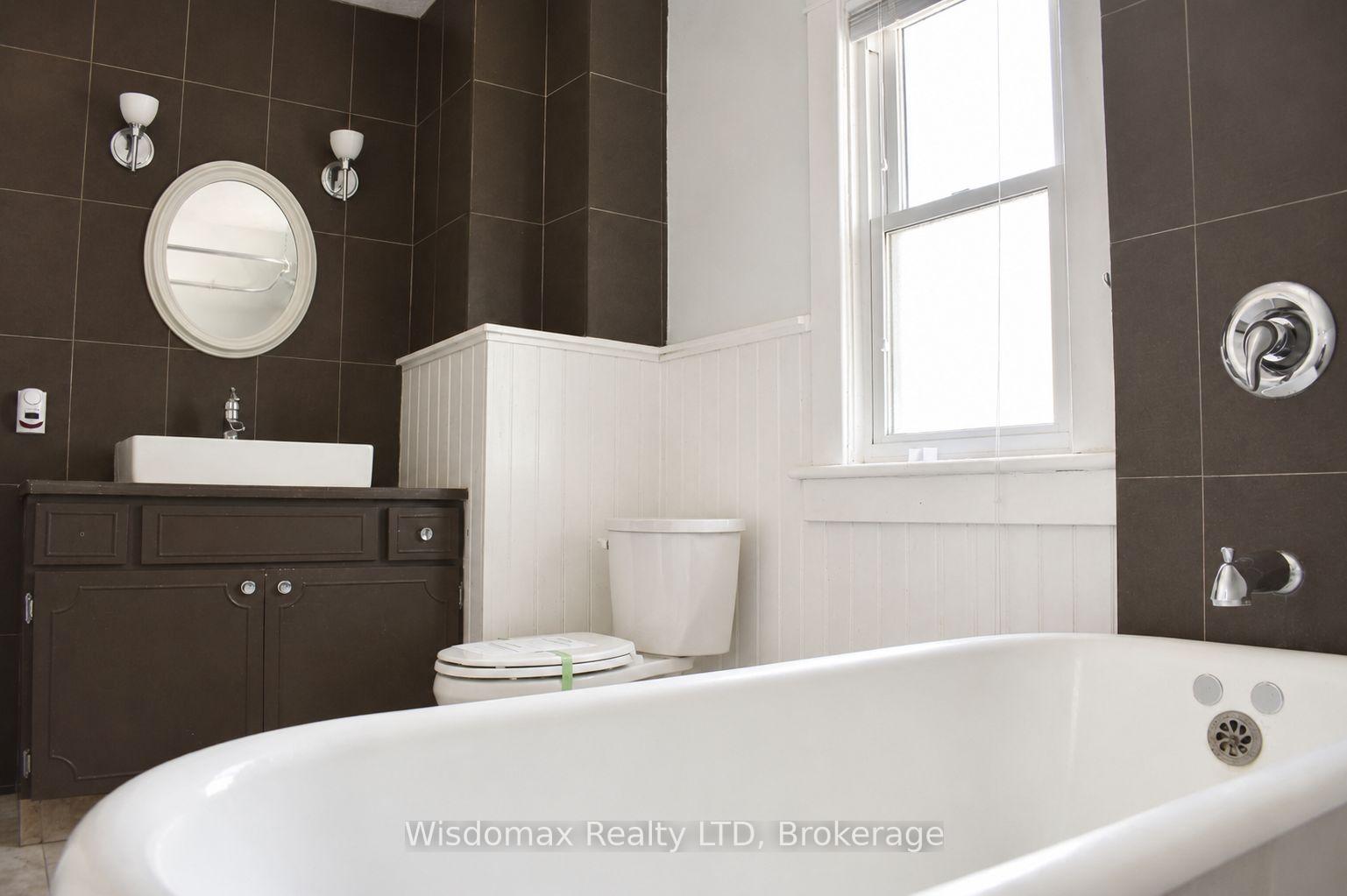 Photo 21 of 5037 Jepson Street, Niagara Falls, Cherrywood — HOMEH