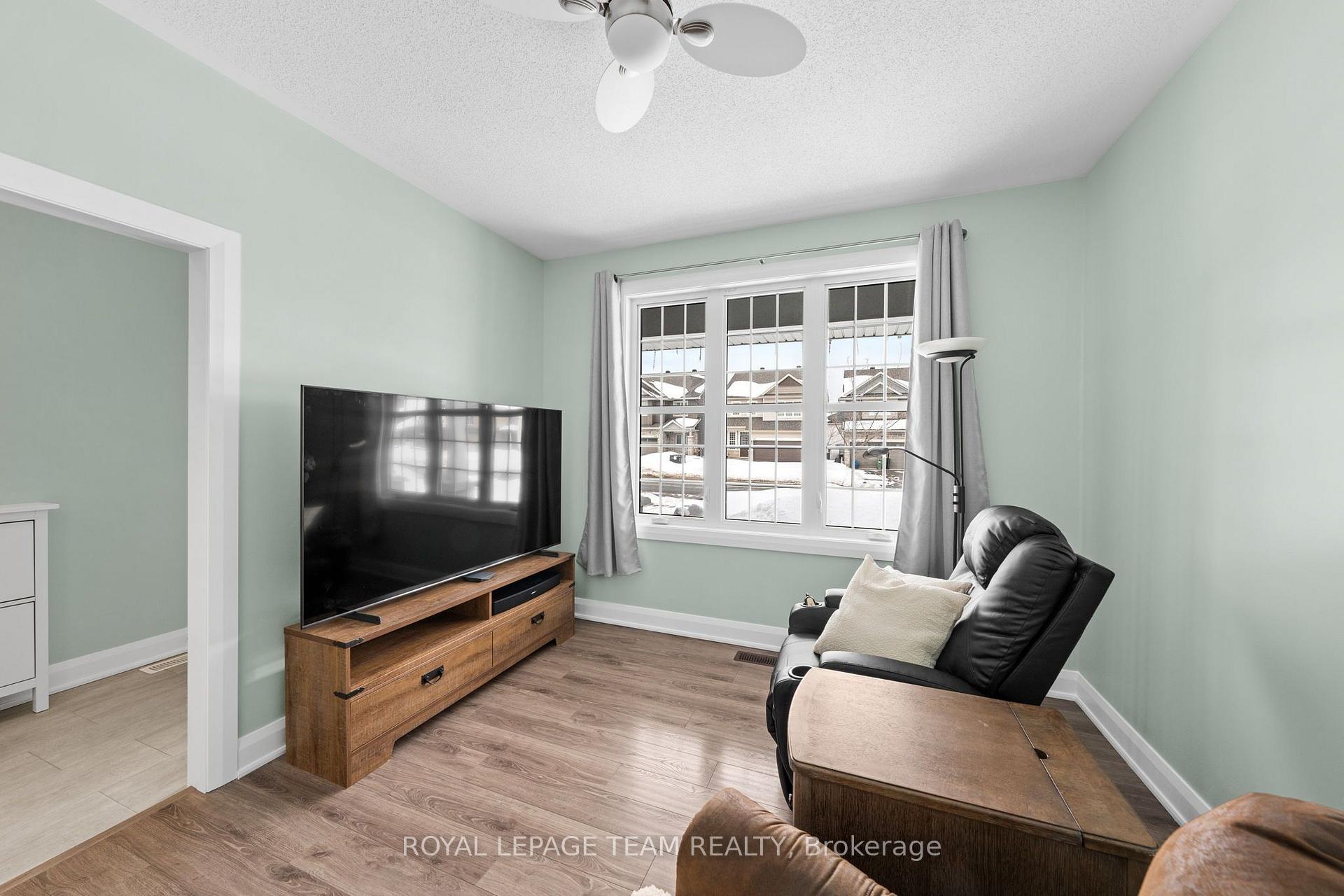 Photo 9 of 111 Dun Skipper Drive, Ottawa, Blossom Park/Kemp Park/Findlay Creek — HOMEH