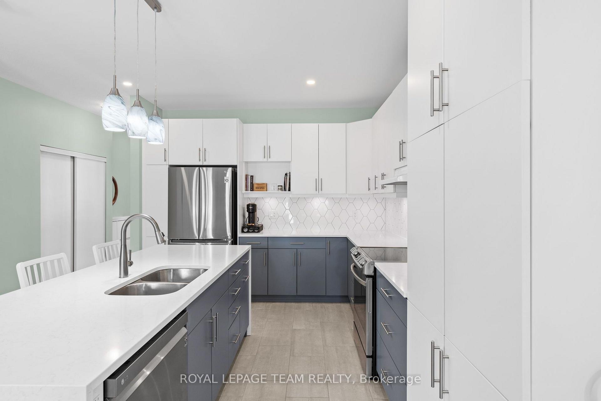 Photo 12 of 111 Dun Skipper Drive, Ottawa, Blossom Park/Kemp Park/Findlay Creek — HOMEH