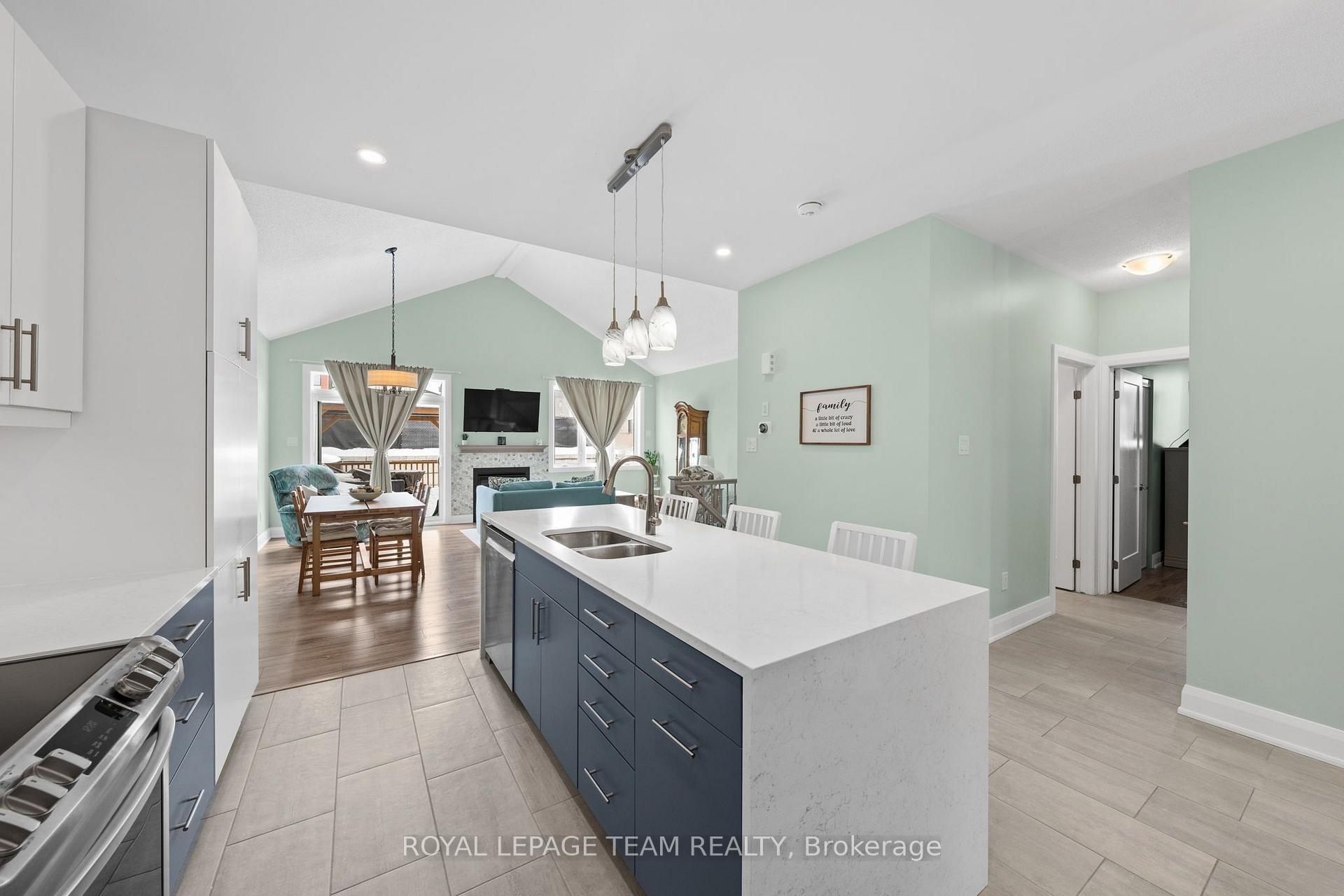 Photo 13 of 111 Dun Skipper Drive, Ottawa, Blossom Park/Kemp Park/Findlay Creek — HOMEH