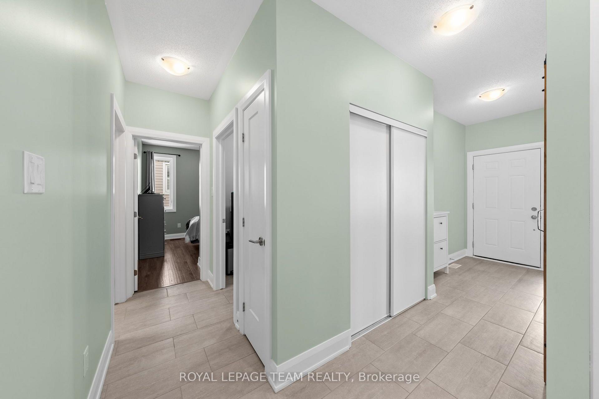 Photo 23 of 111 Dun Skipper Drive, Ottawa, Blossom Park/Kemp Park/Findlay Creek — HOMEH