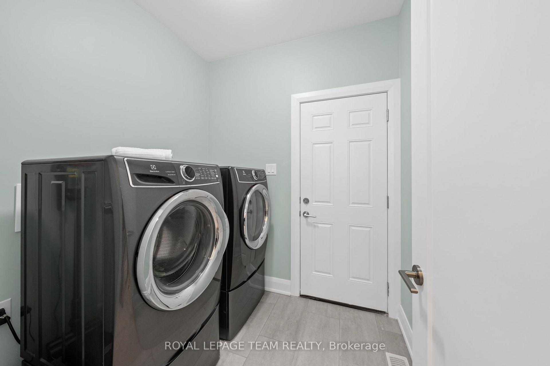 Photo 24 of 111 Dun Skipper Drive, Ottawa, Blossom Park/Kemp Park/Findlay Creek — HOMEH