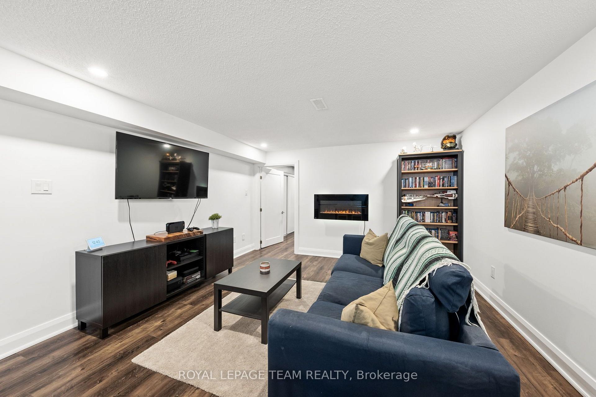 Photo 32 of 111 Dun Skipper Drive, Ottawa, Blossom Park/Kemp Park/Findlay Creek — HOMEH