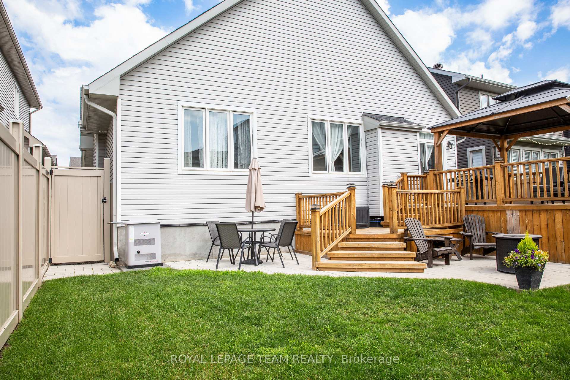 Photo 46 of 111 Dun Skipper Drive, Ottawa, Blossom Park/Kemp Park/Findlay Creek — HOMEH
