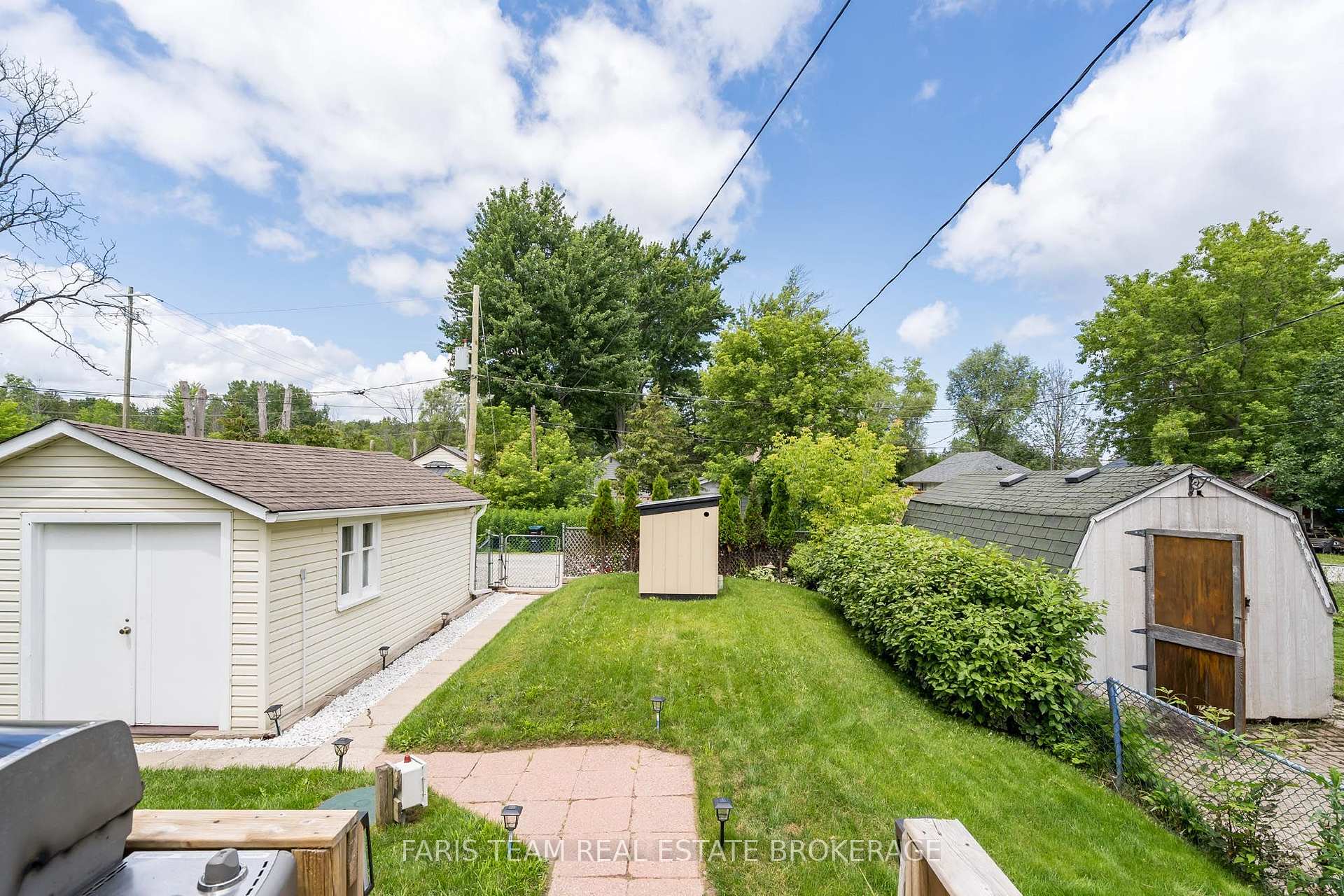 Photo 30 of 1067 Park Place, Innisfil, Rural Innisfil — HOMEH