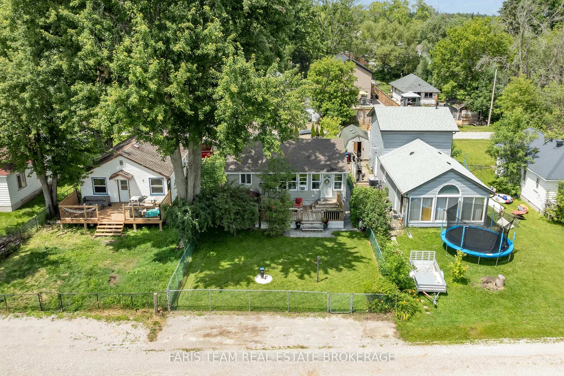 Photo 37 of 1067 Park Place, Innisfil, Rural Innisfil — HOMEH