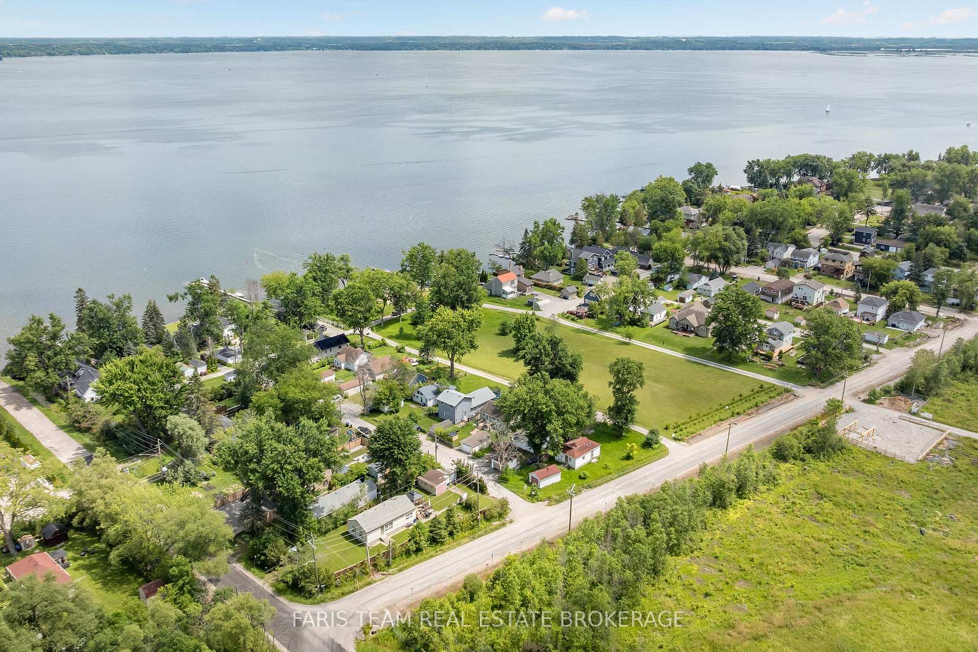 Photo 39 of 1067 Park Place, Innisfil, Rural Innisfil — HOMEH