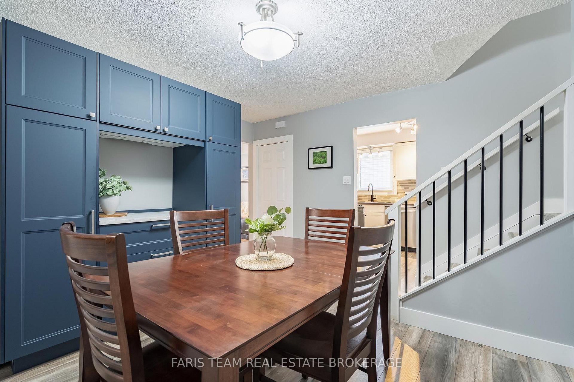 Photo 13 of 20 Leslie Drive, Collingwood — HOMEH