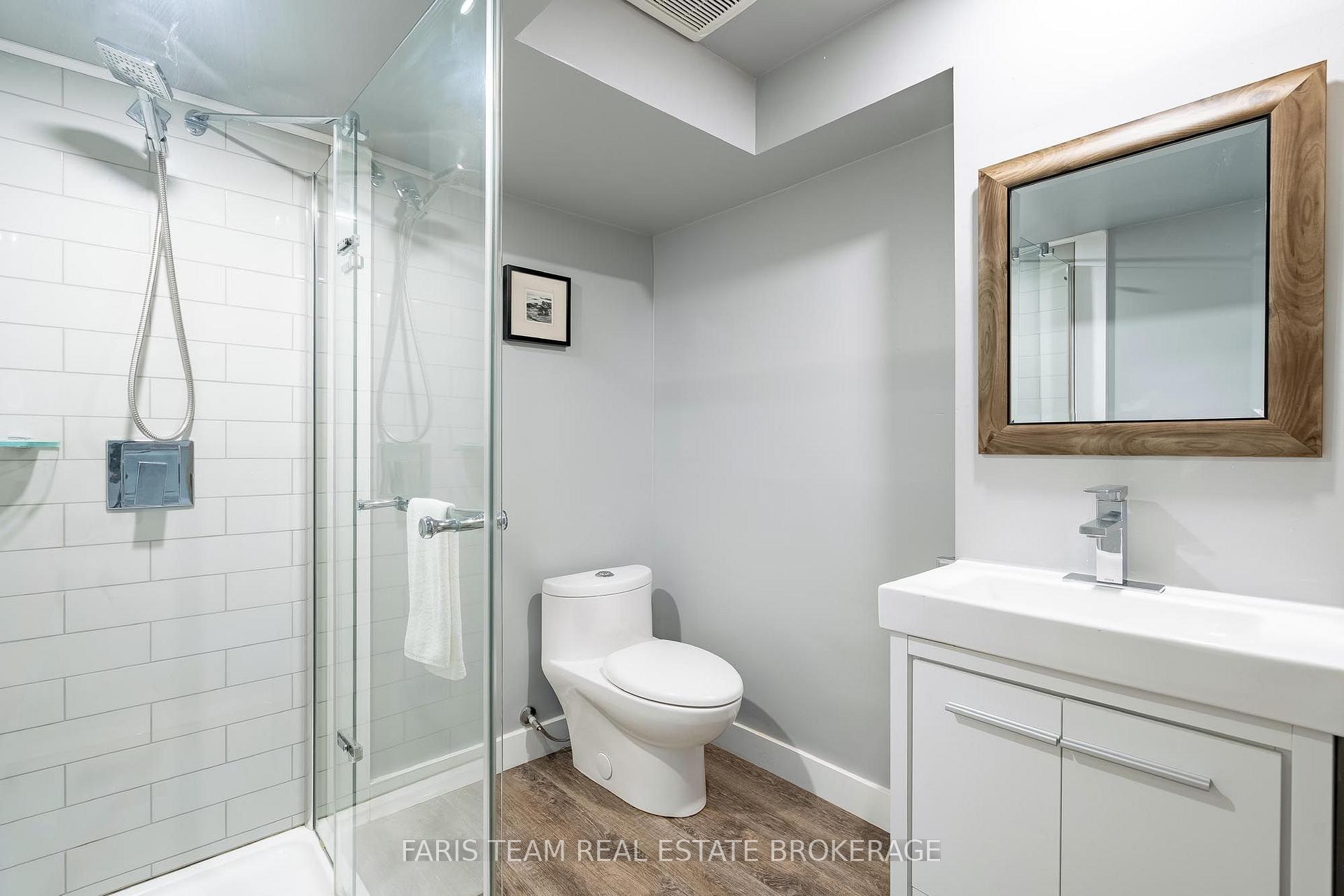 Photo 28 of 20 Leslie Drive, Collingwood — HOMEH