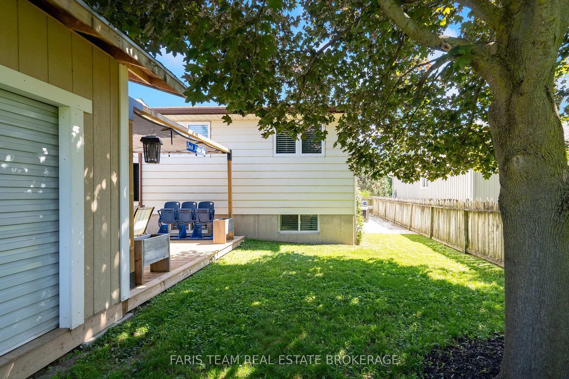Photo 36 of 20 Leslie Drive, Collingwood — HOMEH