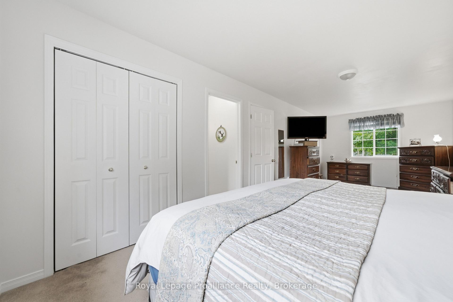 Photo 20 of 41 Bay Street, Belleville, Thurlow Ward — HOMEH