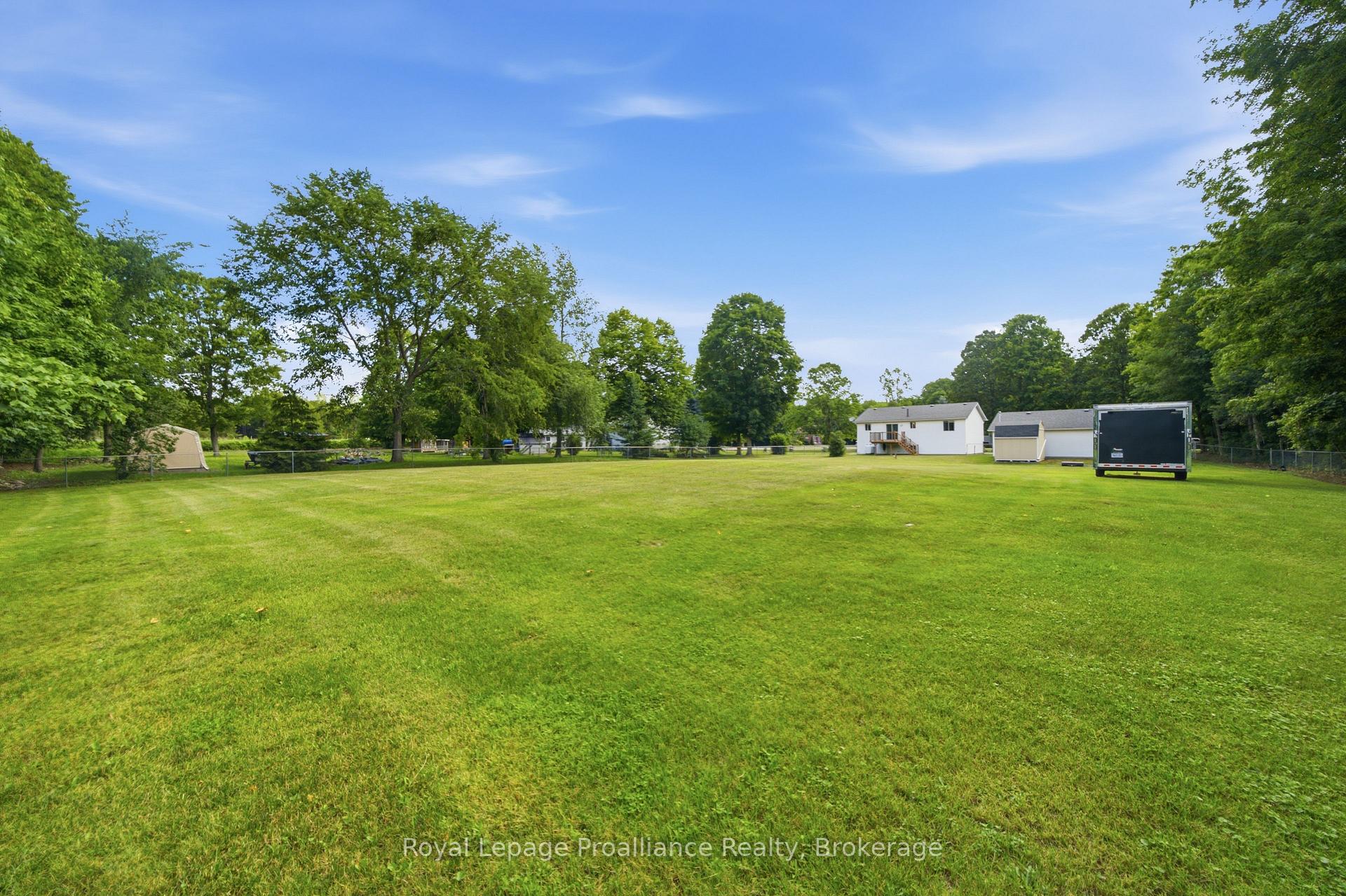 Photo 37 of 41 Bay Street, Belleville, Thurlow Ward — HOMEH