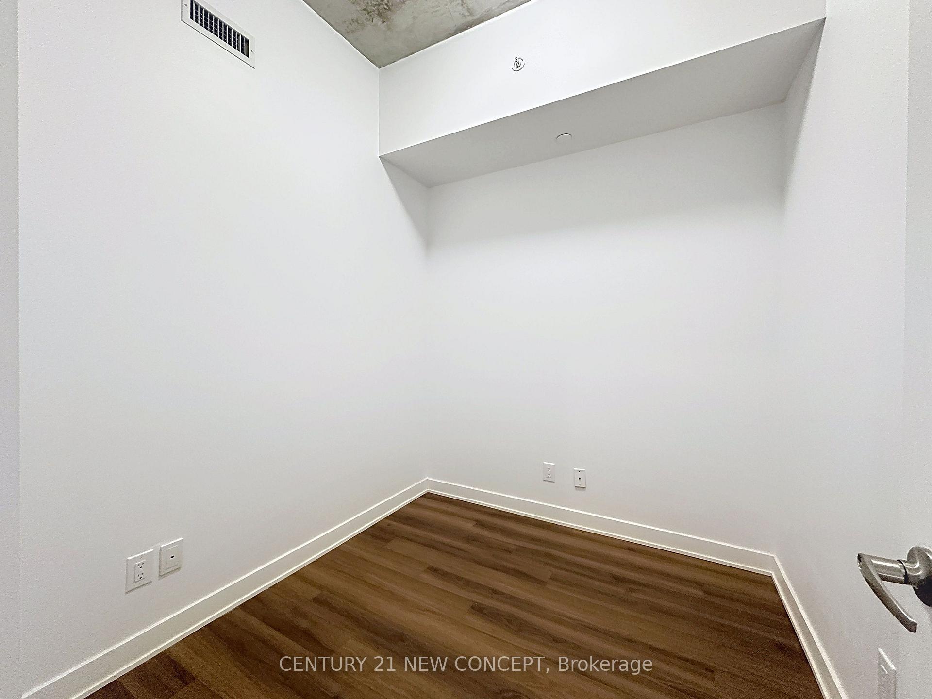 Photo 7 of Unit 1909, 210 Simcoe Street, Toronto, Kensington-Chinatown — HOMEH