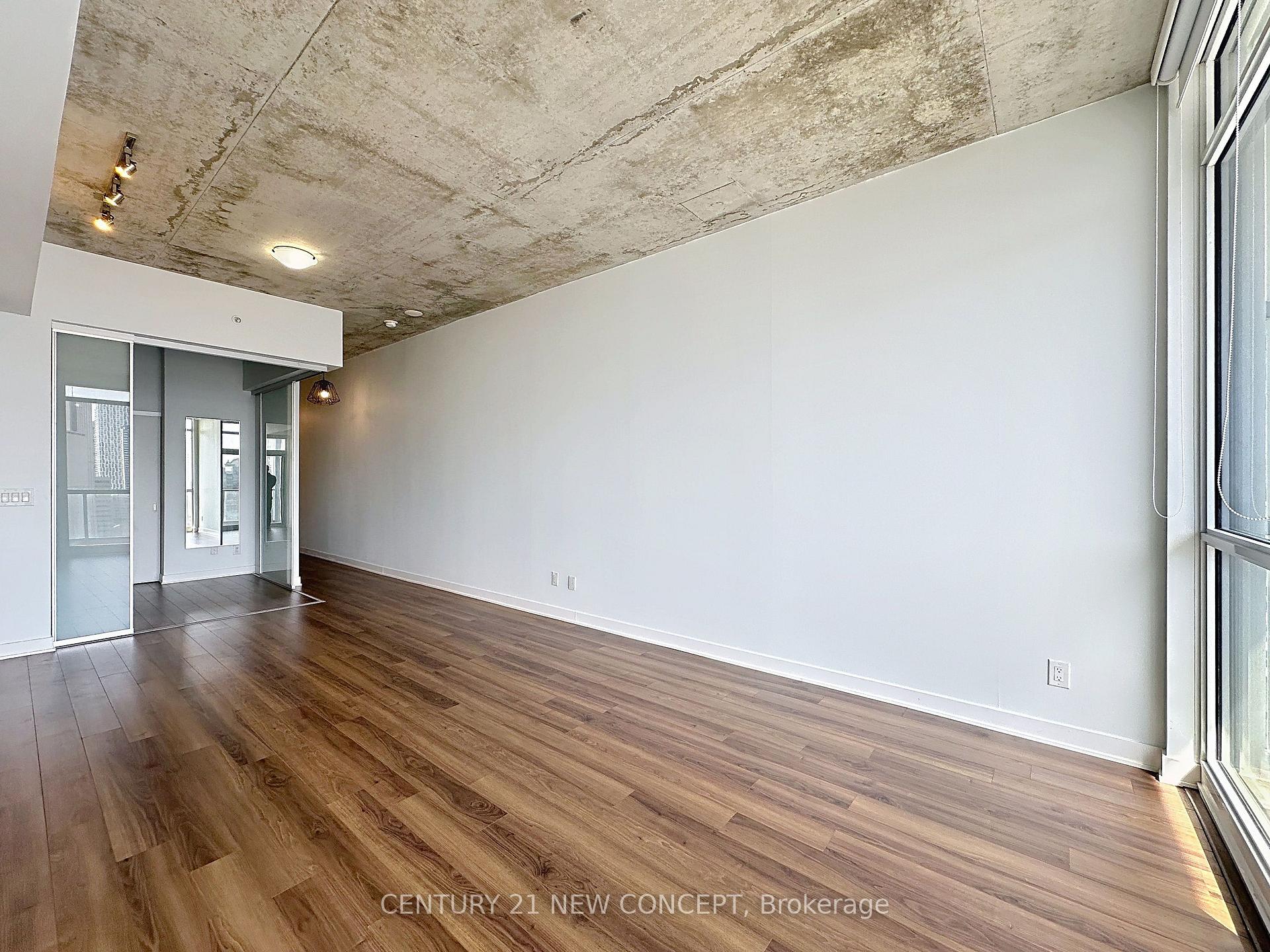 Photo 18 of Unit 1909, 210 Simcoe Street, Toronto, Kensington-Chinatown — HOMEH