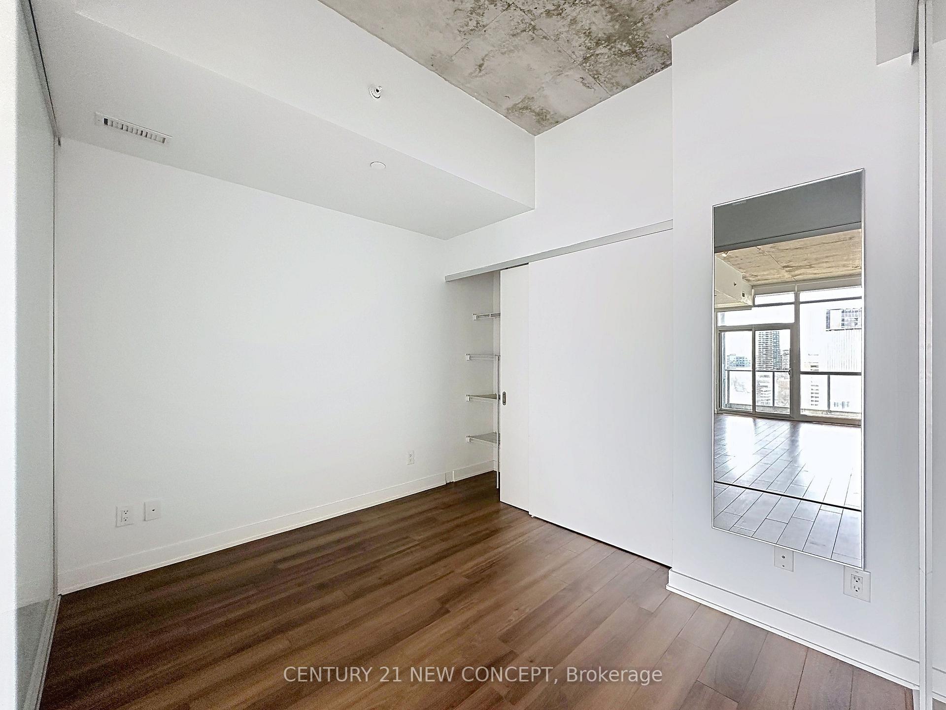 Photo 25 of Unit 1909, 210 Simcoe Street, Toronto, Kensington-Chinatown — HOMEH