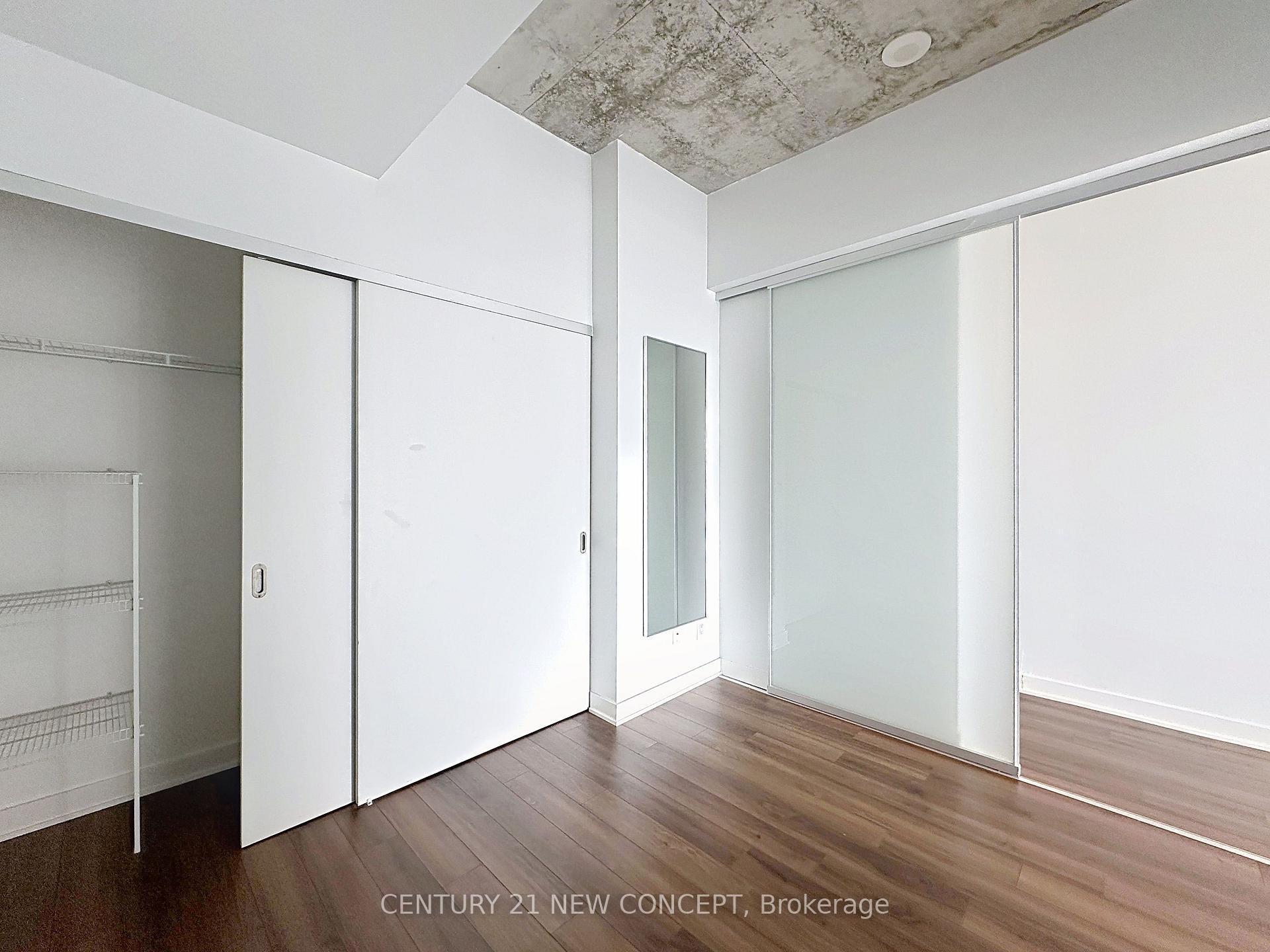 Photo 26 of Unit 1909, 210 Simcoe Street, Toronto, Kensington-Chinatown — HOMEH