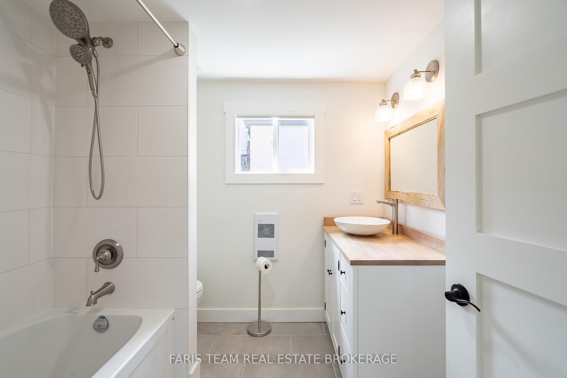 Photo 16 of 47 Sixth Street, Midland — HOMEH