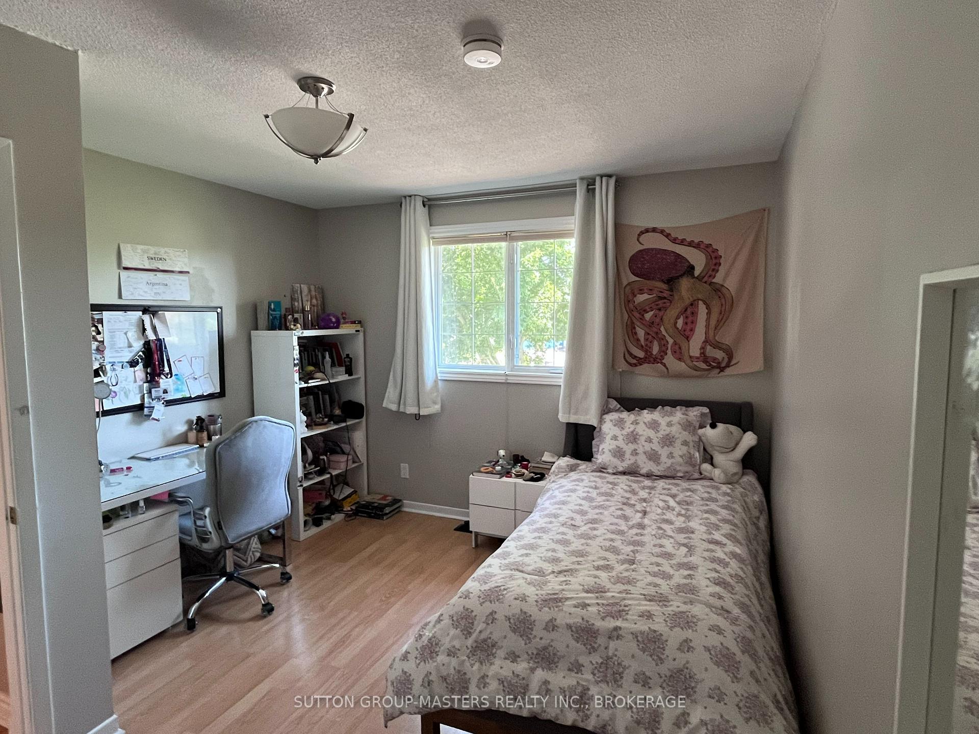 Photo 14 of 823 Robson Place, Kingston, North of Taylor-Kidd Blvd — HOMEH