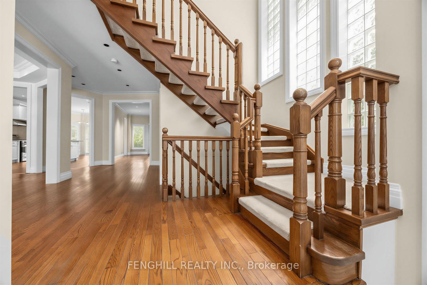 Photo 2 of 505 Cranbrooke Avenue, Toronto, Bedford Park-Nortown — HOMEH