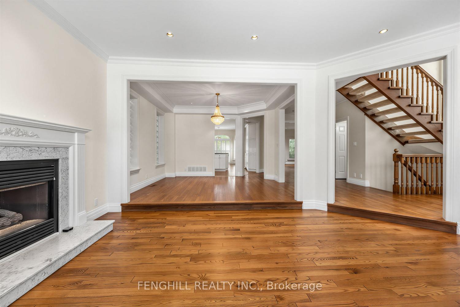 Photo 4 of 505 Cranbrooke Avenue, Toronto, Bedford Park-Nortown — HOMEH