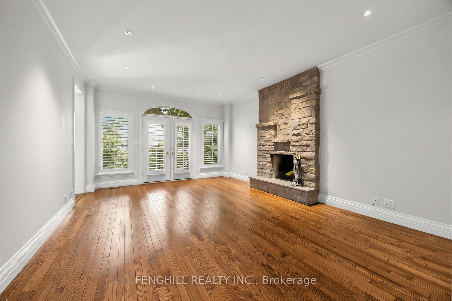Photo 8 of 505 Cranbrooke Avenue, Toronto, Bedford Park-Nortown — HOMEH