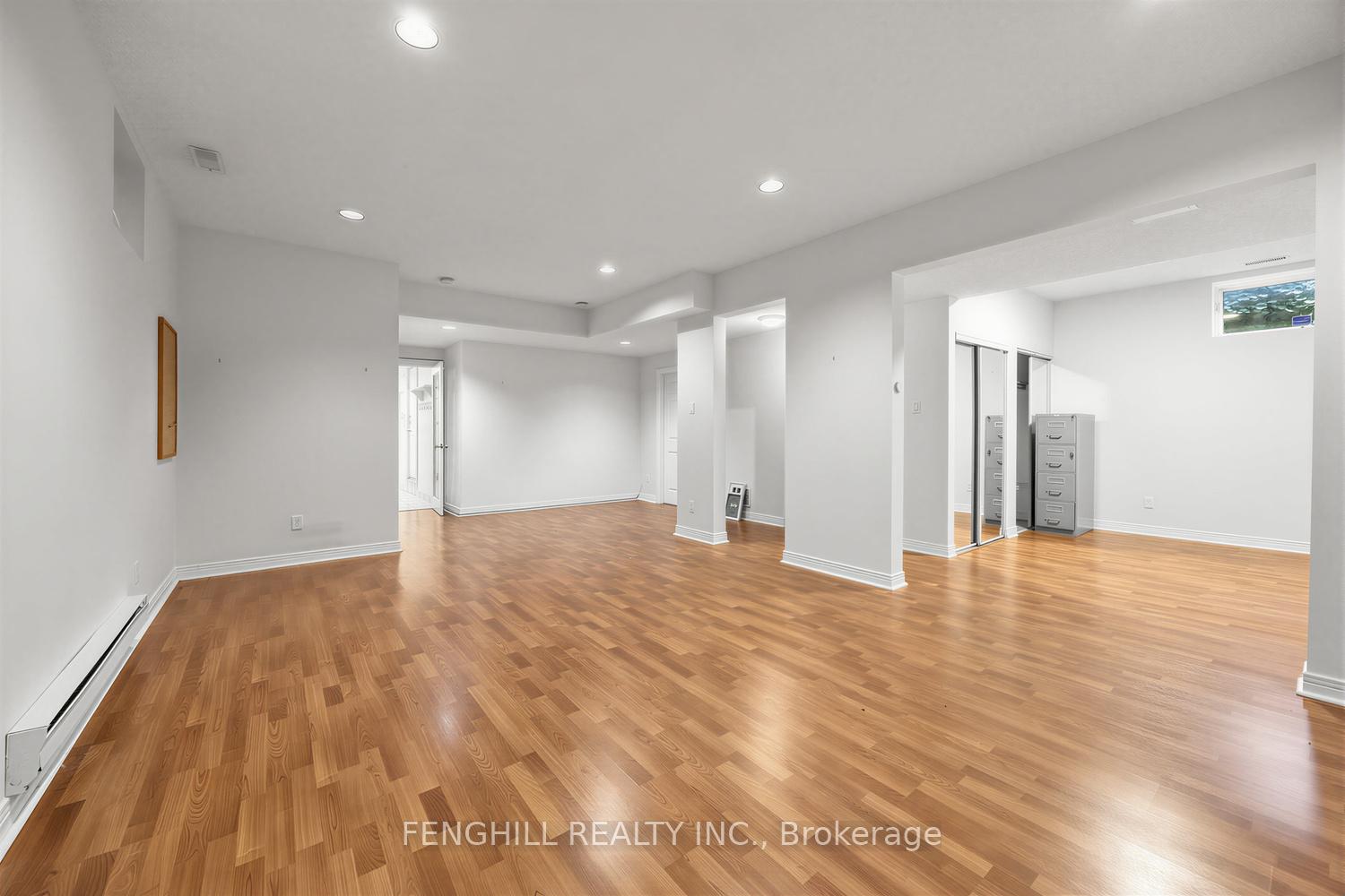 Photo 10 of 505 Cranbrooke Avenue, Toronto, Bedford Park-Nortown — HOMEH