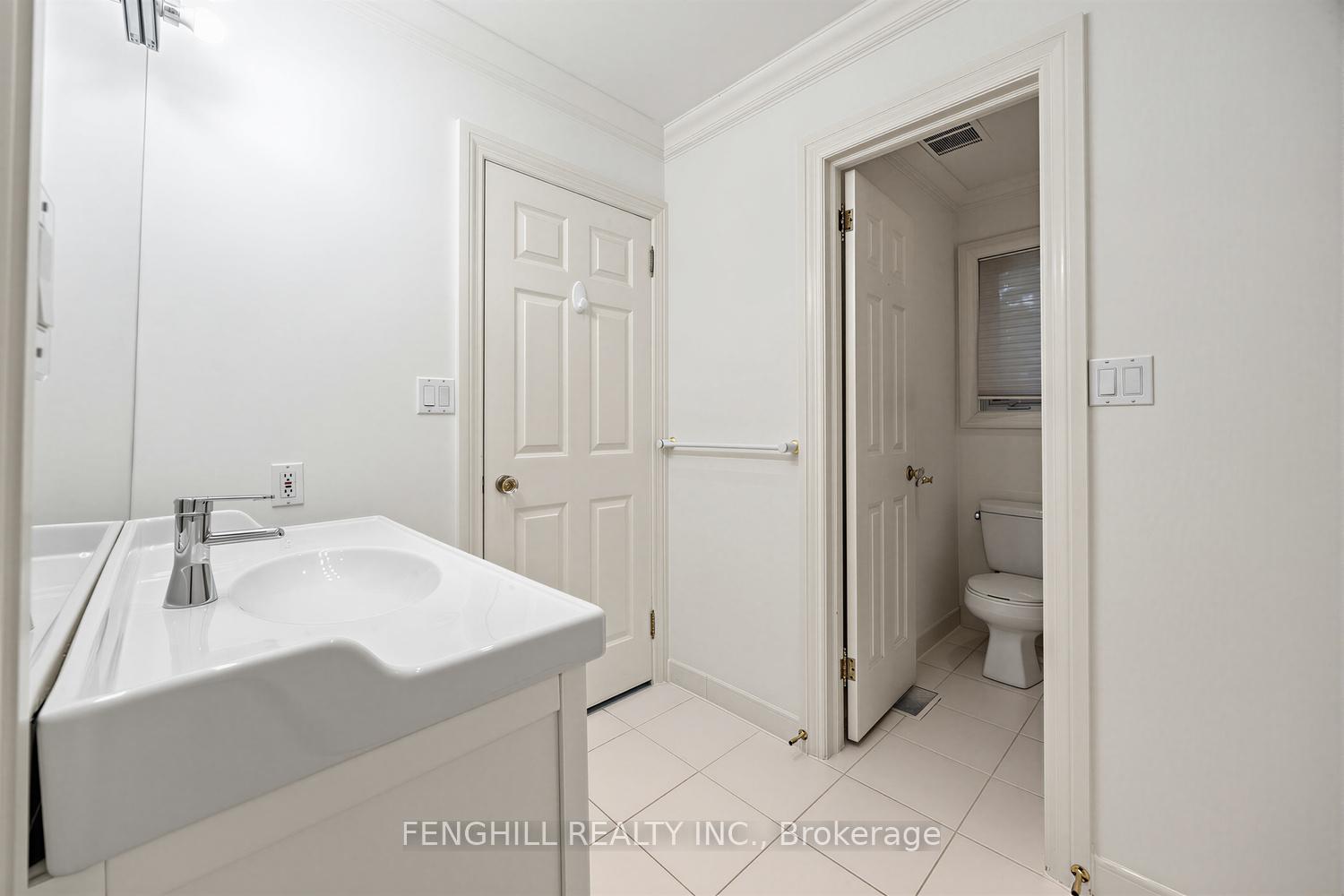Photo 13 of 505 Cranbrooke Avenue, Toronto, Bedford Park-Nortown — HOMEH