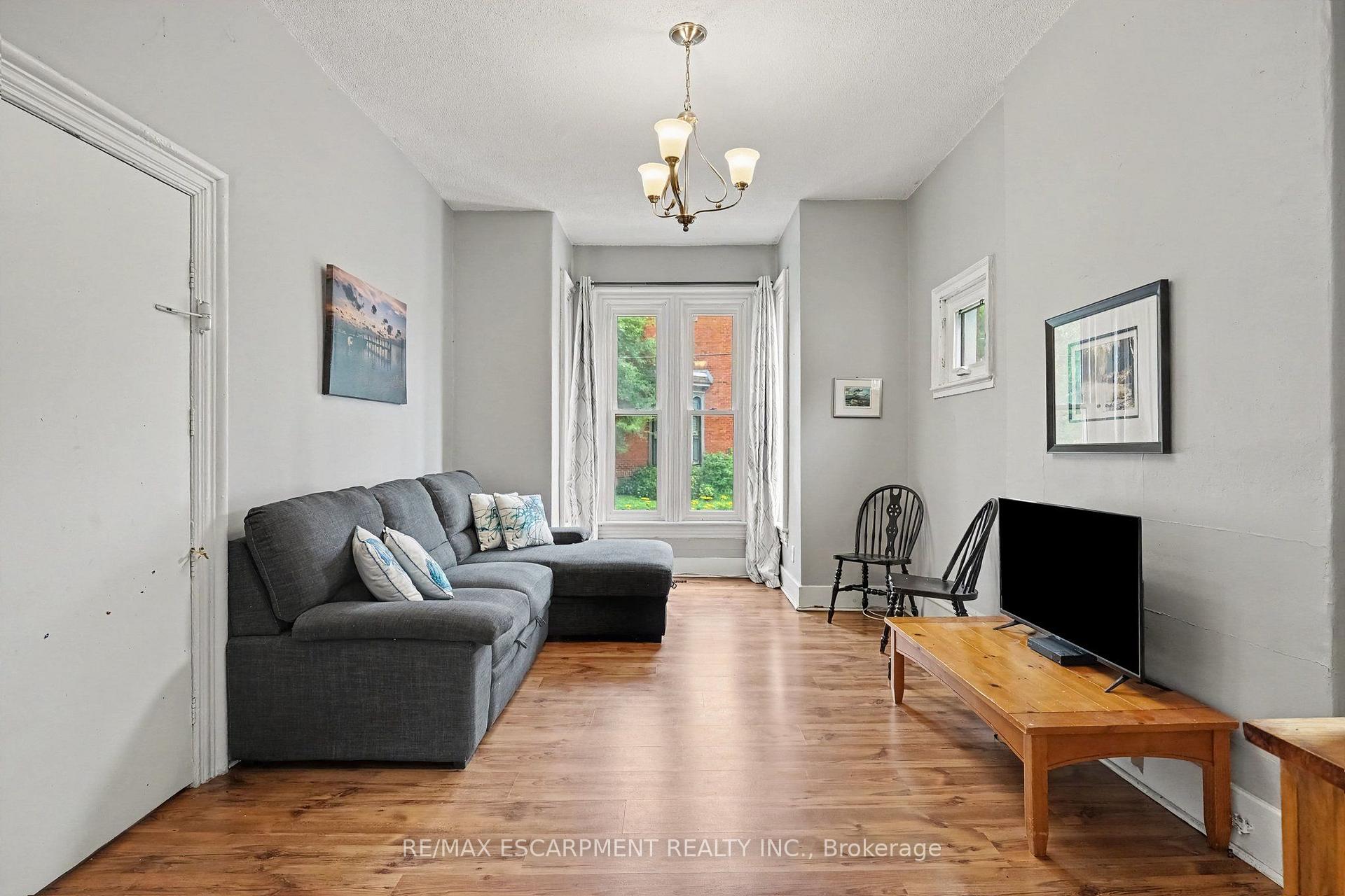 Photo 3 of 22 Stinson Street, Hamilton, Stinson — HOMEH