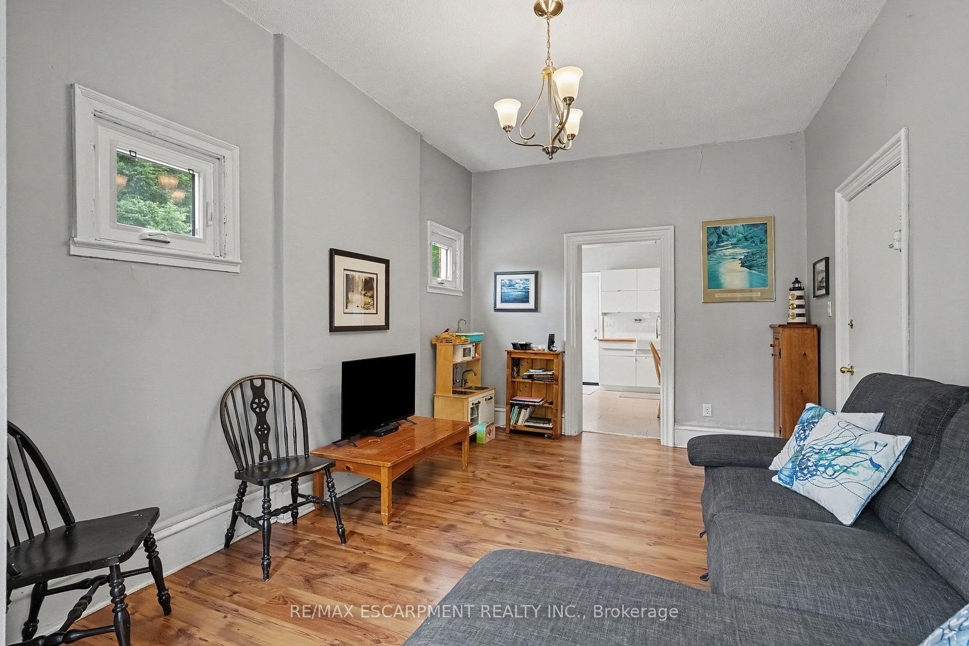 Photo 5 of 22 Stinson Street, Hamilton, Stinson — HOMEH