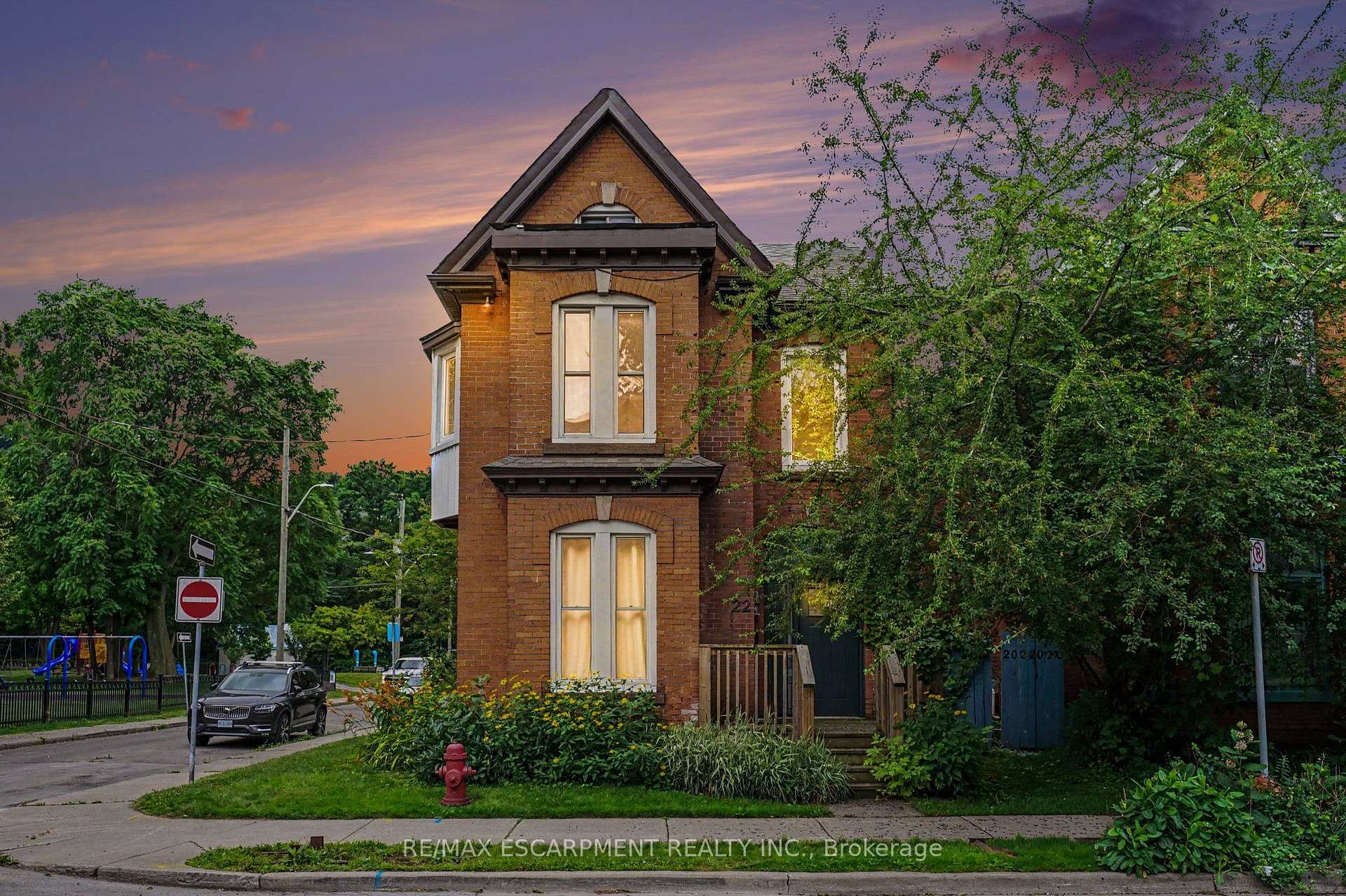 Photo 32 of 22 Stinson Street, Hamilton, Stinson — HOMEH