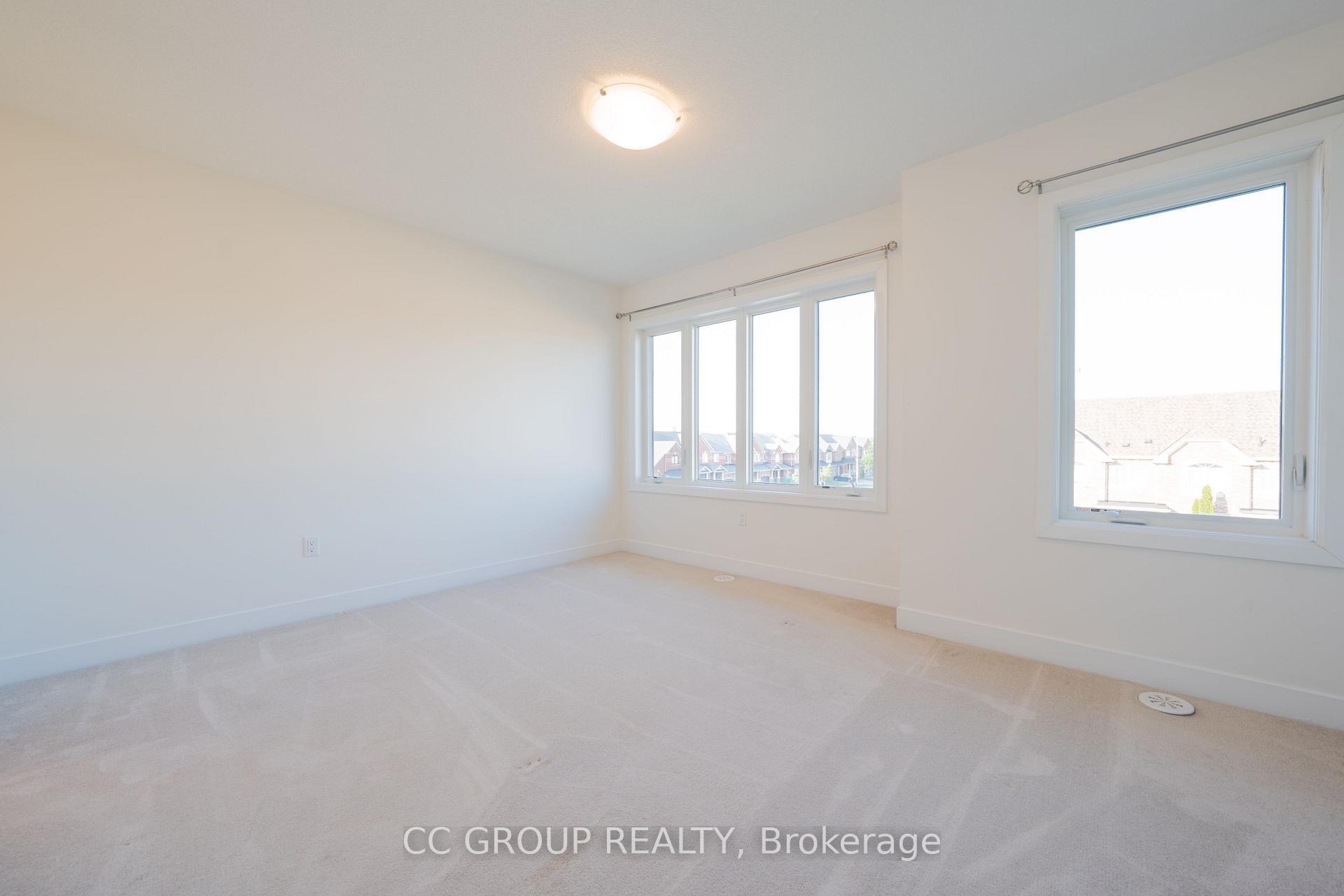 Photo 11 of 3 Donald Fleming Way, Whitby, Pringle Creek — HOMEH